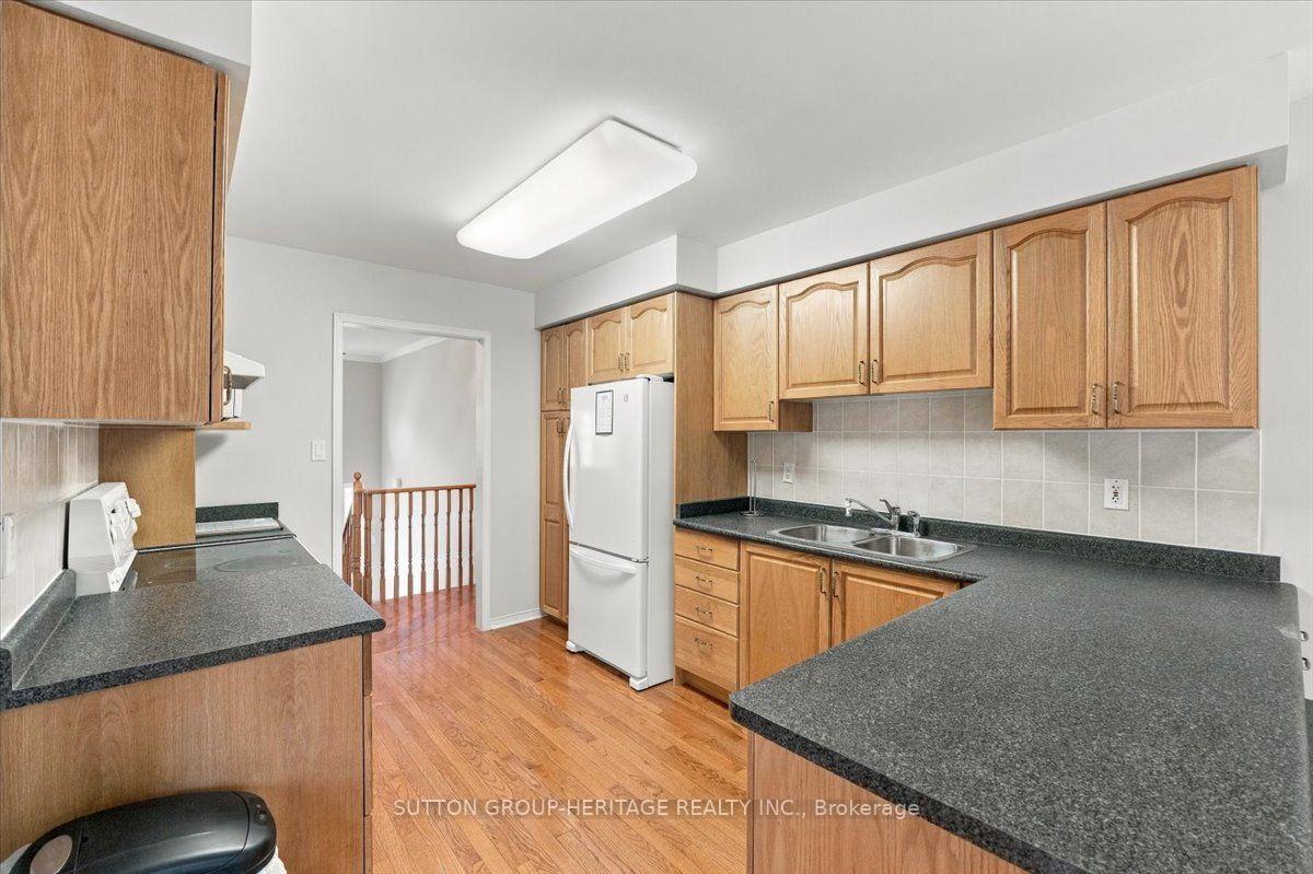 Photo 13 of 122 Perryview Drive, Scugog, Port Perry — HOMEH