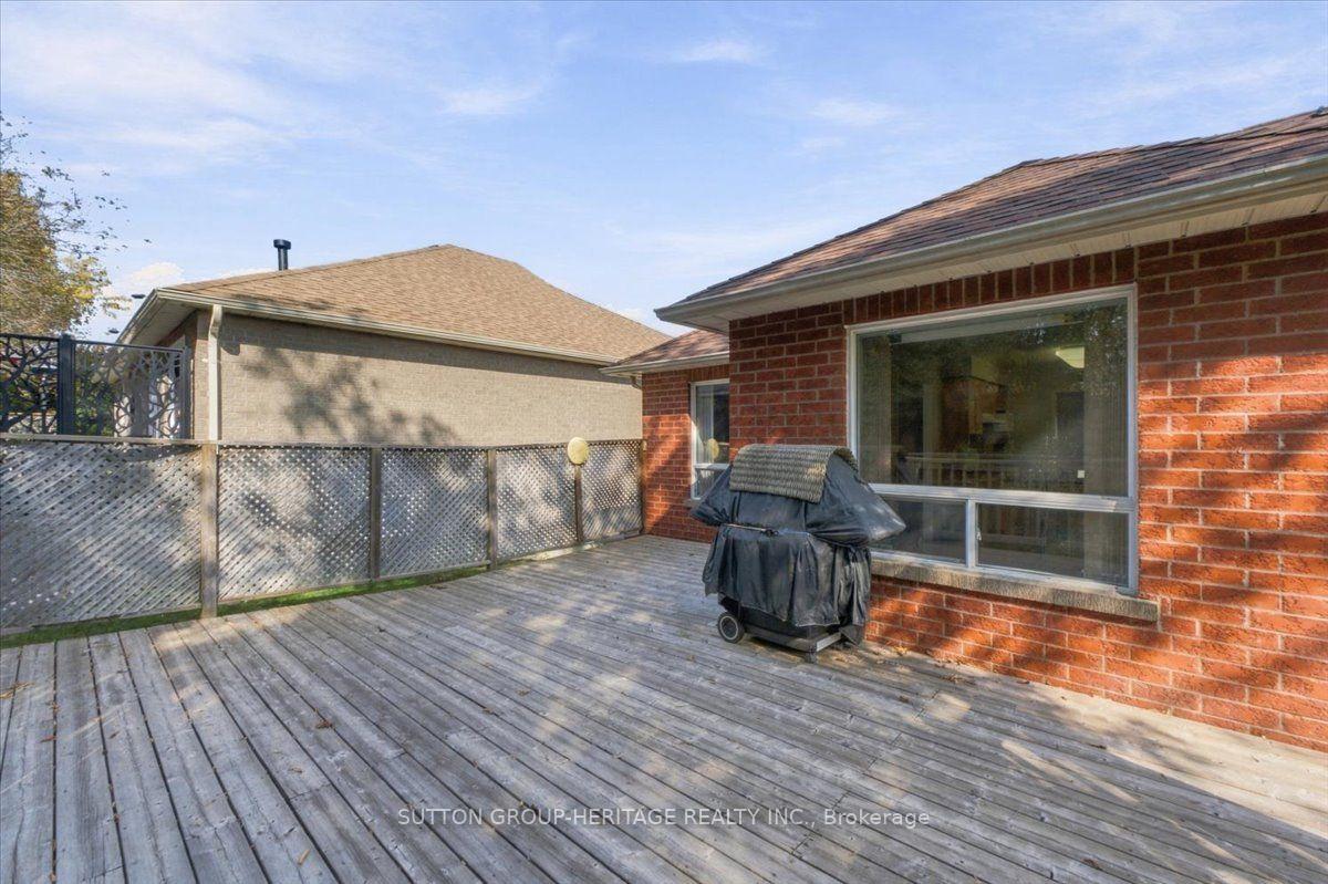 Photo 46 of 122 Perryview Drive, Scugog, Port Perry — HOMEH