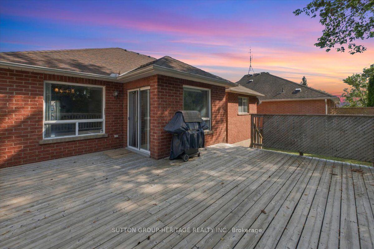 Photo 48 of 122 Perryview Drive, Scugog, Port Perry — HOMEH