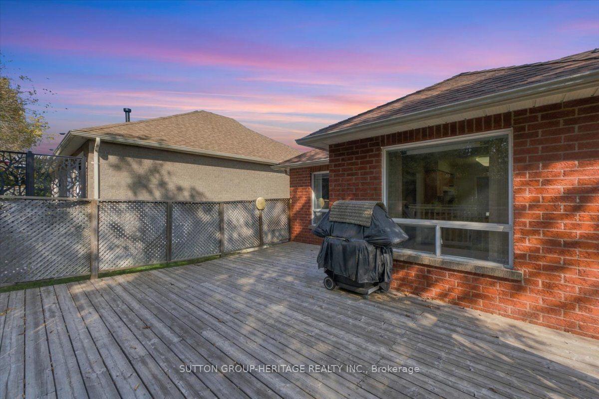 Photo 49 of 122 Perryview Drive, Scugog, Port Perry — HOMEH
