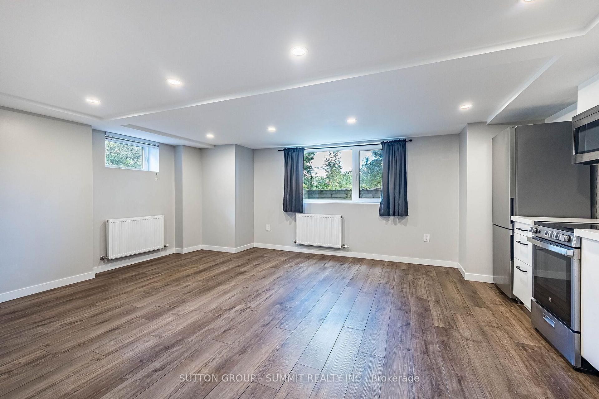 Photo 13 of 32 Ellis Avenue, Toronto, High Park-Swansea — HOMEH