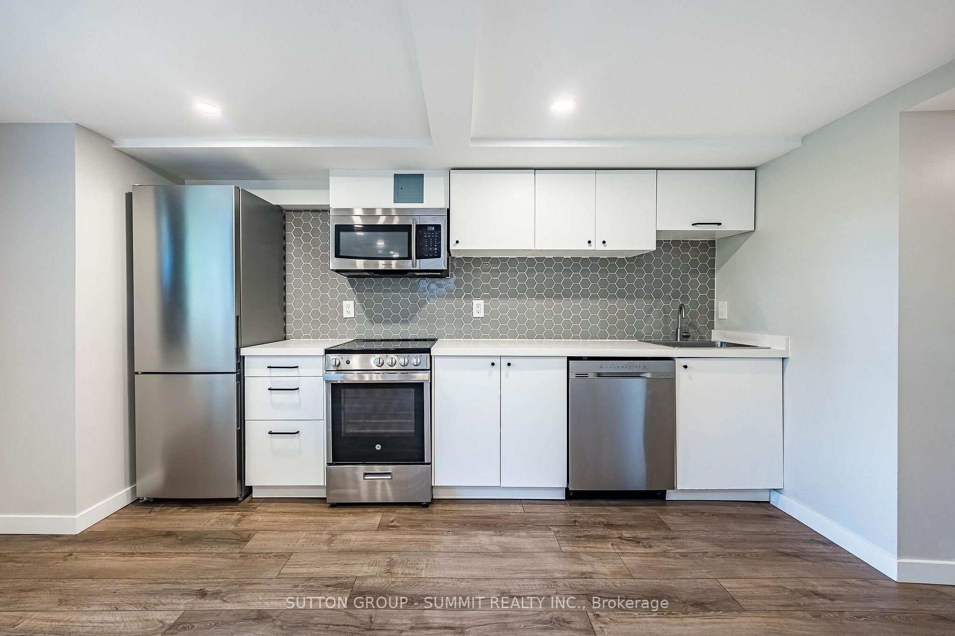 Photo 22 of 32 Ellis Avenue, Toronto, High Park-Swansea — HOMEH