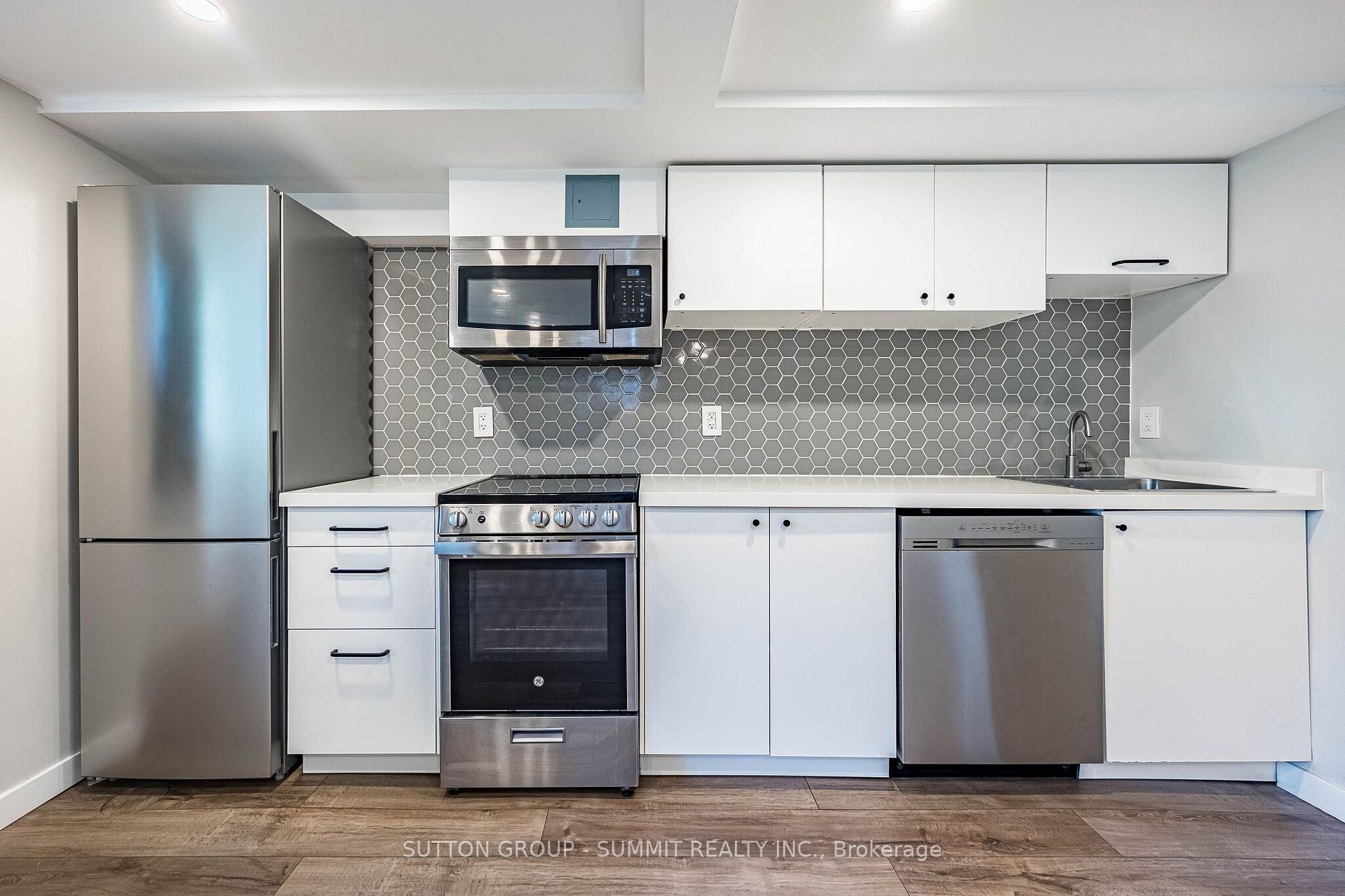 Photo 25 of 32 Ellis Avenue, Toronto, High Park-Swansea — HOMEH