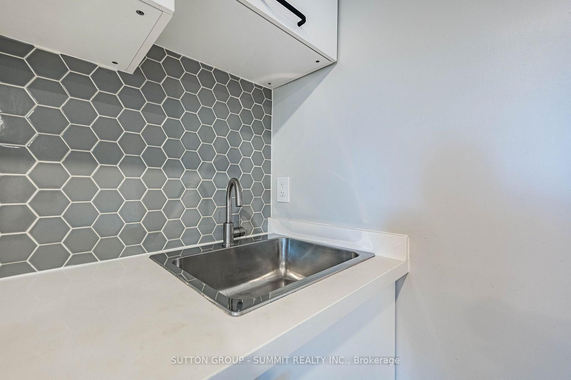 Photo 28 of 32 Ellis Avenue, Toronto, High Park-Swansea — HOMEH