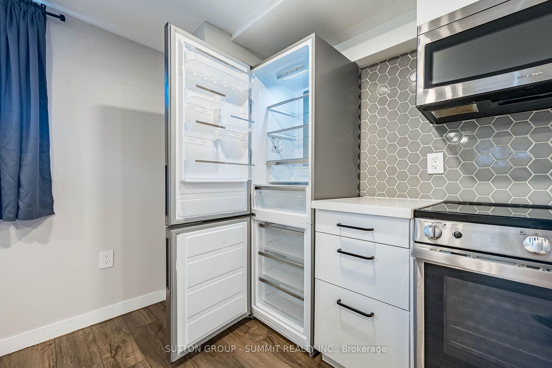 Photo 29 of 32 Ellis Avenue, Toronto, High Park-Swansea — HOMEH