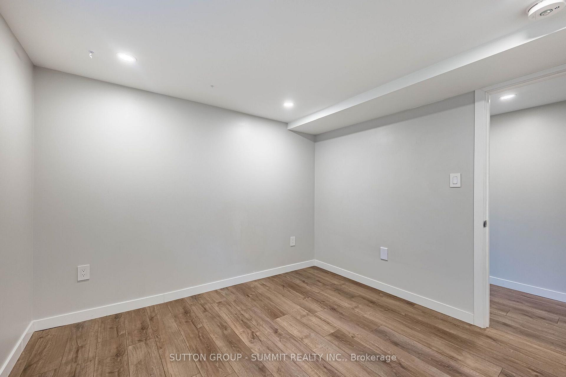 Photo 31 of 32 Ellis Avenue, Toronto, High Park-Swansea — HOMEH