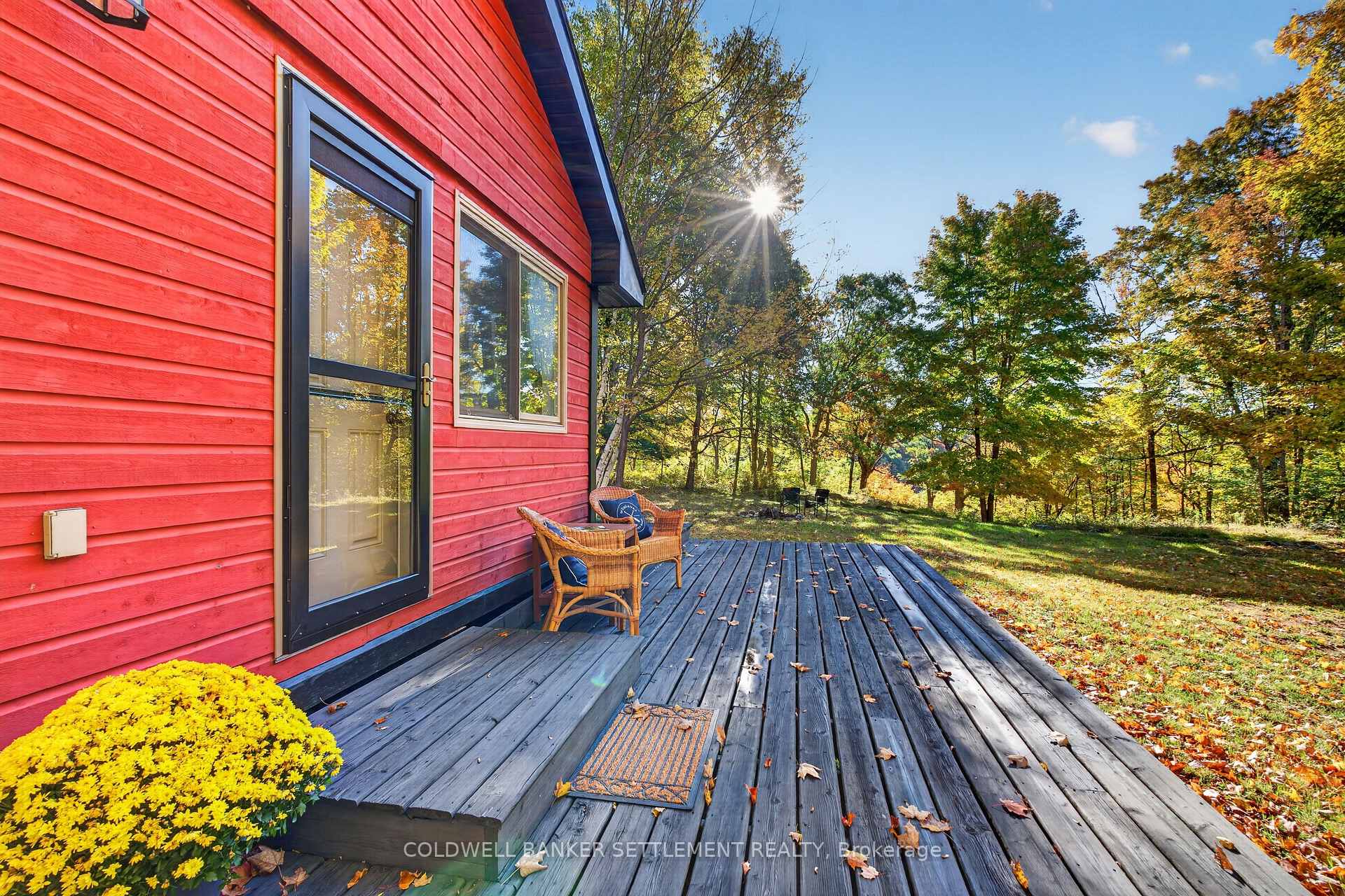 Photo 5 of 1135 Green Bay Road, Frontenac, Frontenac South — HOMEH