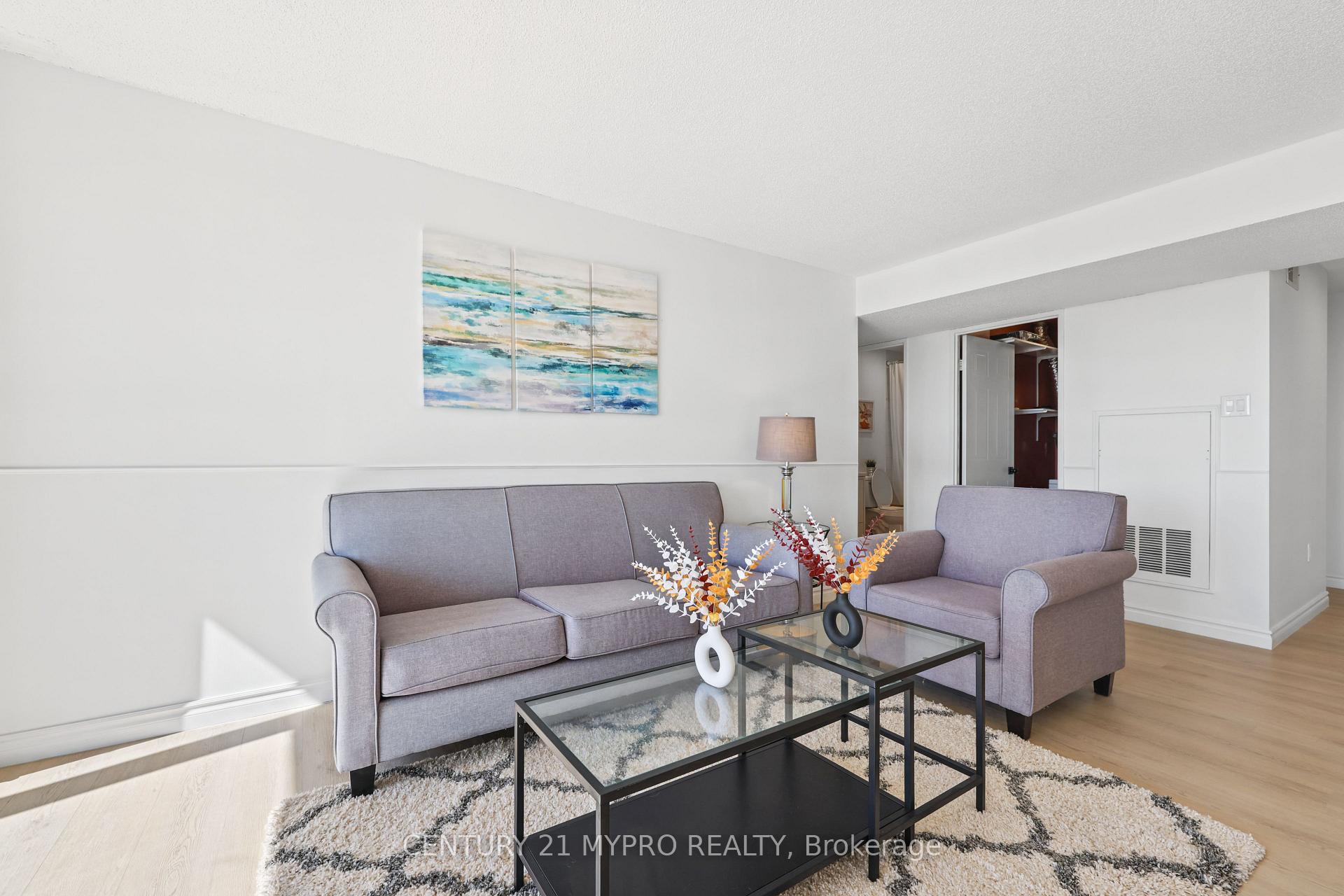 Photo 9 of Unit Unit#1204, 30 Chapman Court, London, North I — HOMEH