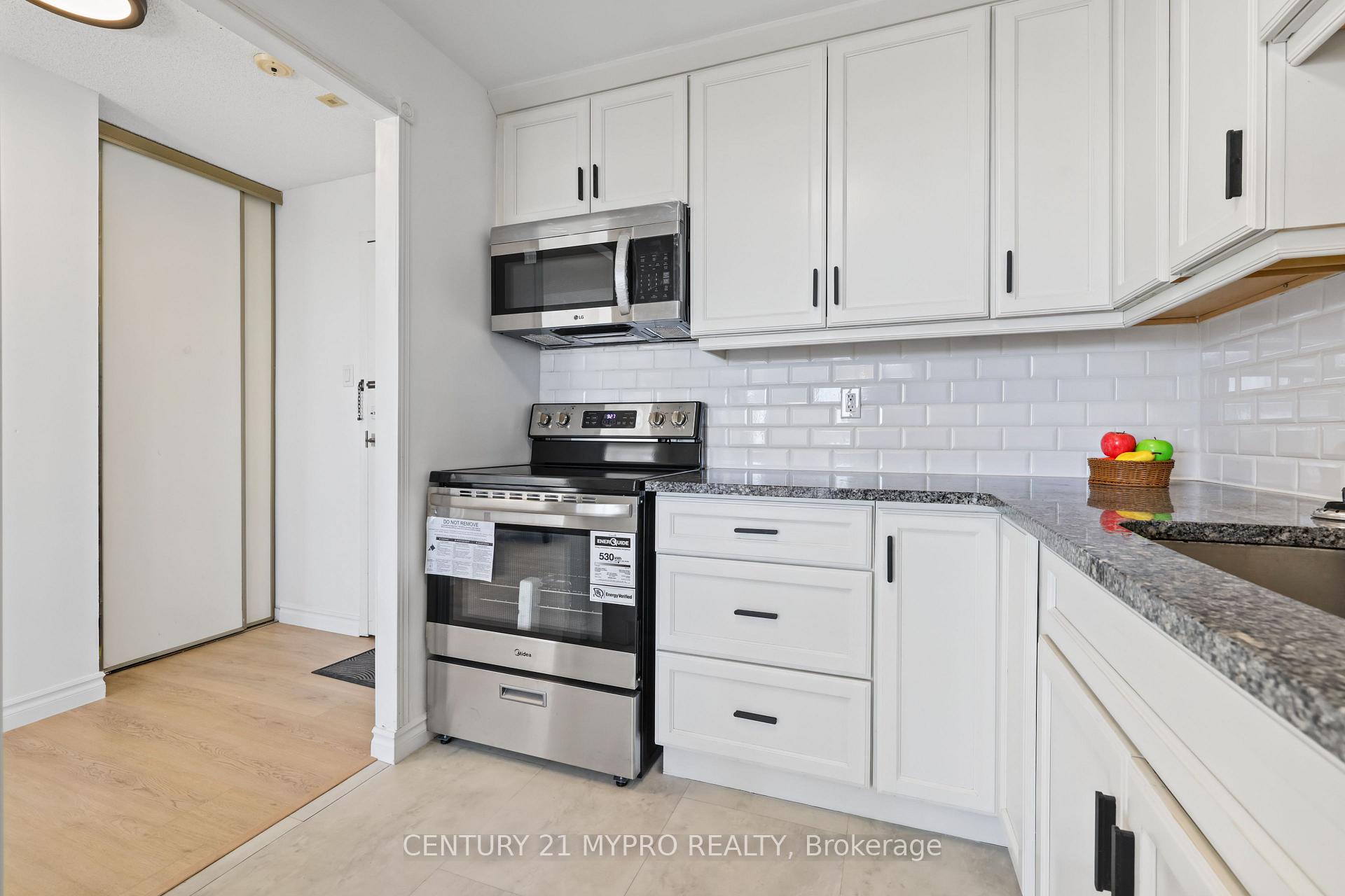 Photo 12 of Unit Unit#1204, 30 Chapman Court, London, North I — HOMEH