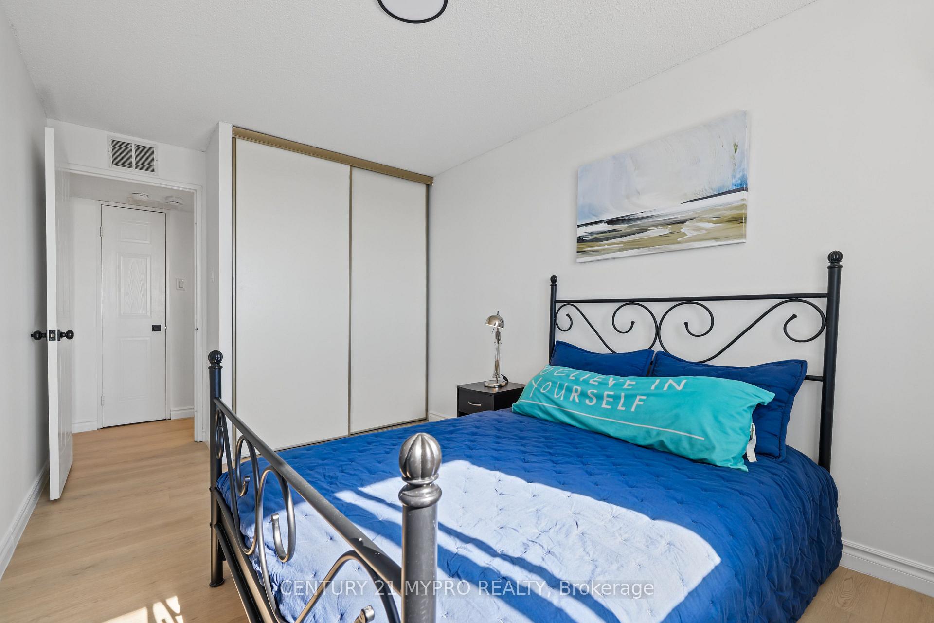 Photo 18 of Unit Unit#1204, 30 Chapman Court, London, North I — HOMEH
