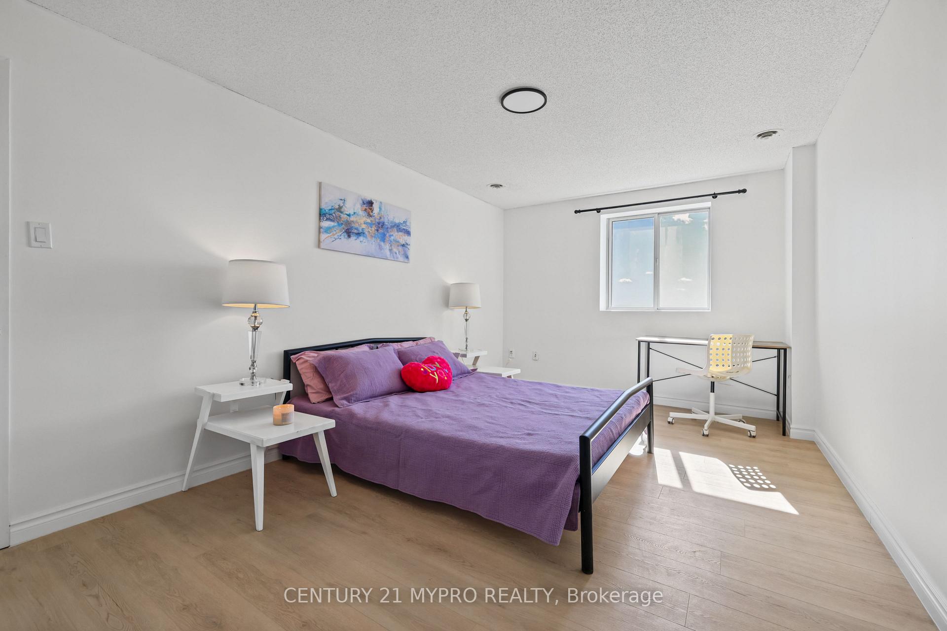 Photo 19 of Unit Unit#1204, 30 Chapman Court, London, North I — HOMEH