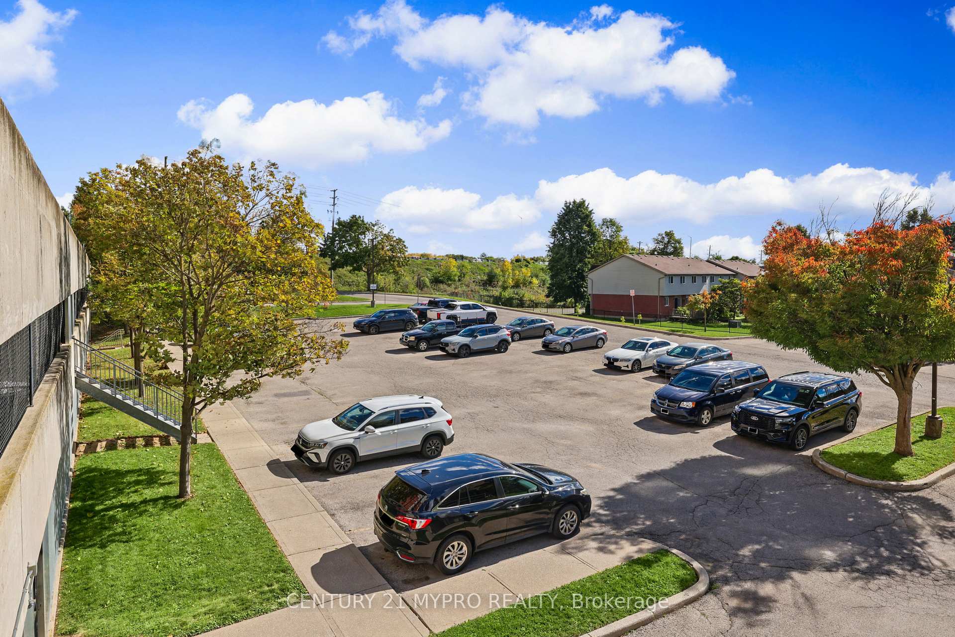 Photo 37 of Unit Unit#1204, 30 Chapman Court, London, North I — HOMEH