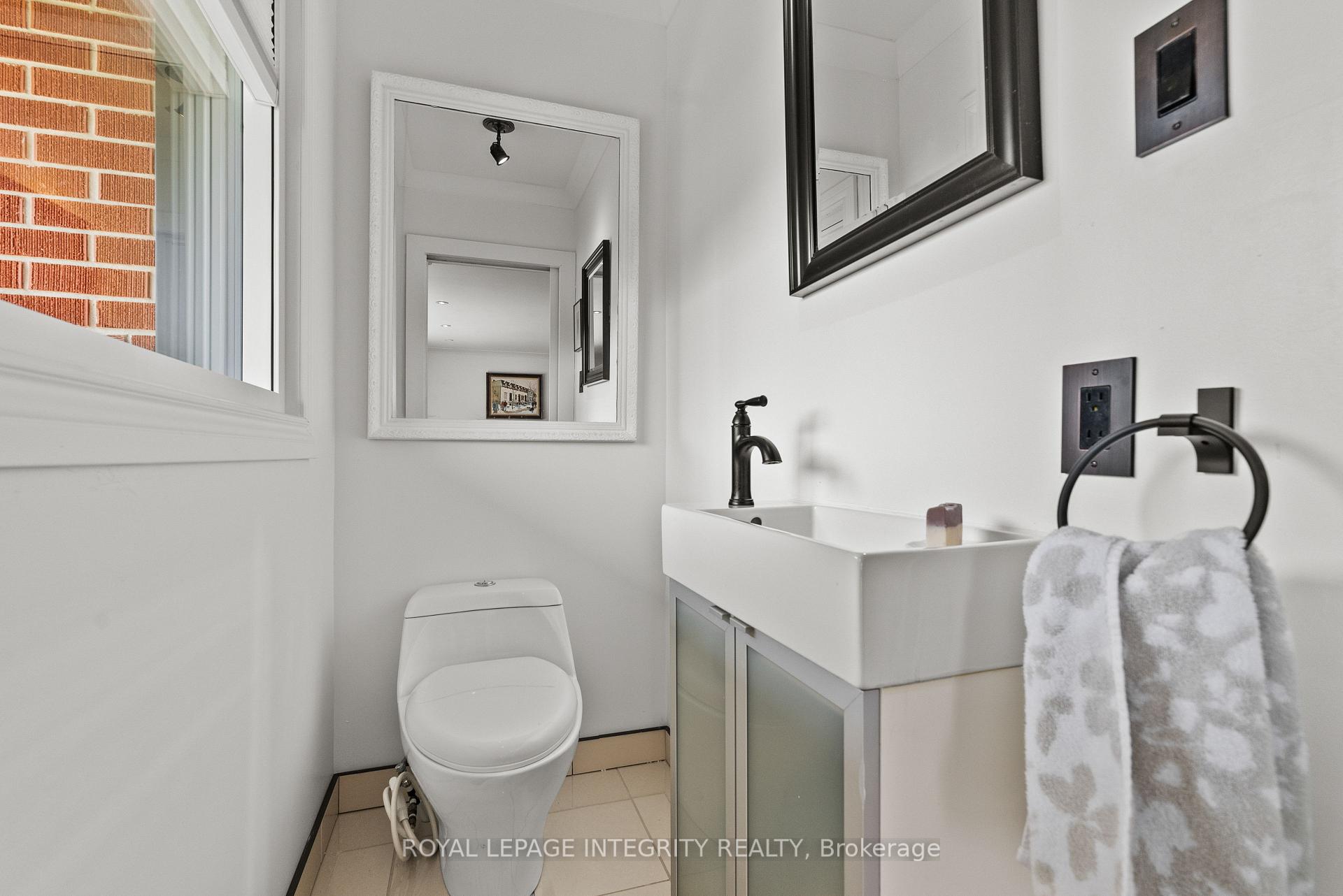 Photo 9 of 2461 Alta Vista Drive, Ottawa, Alta Vista — HOMEH