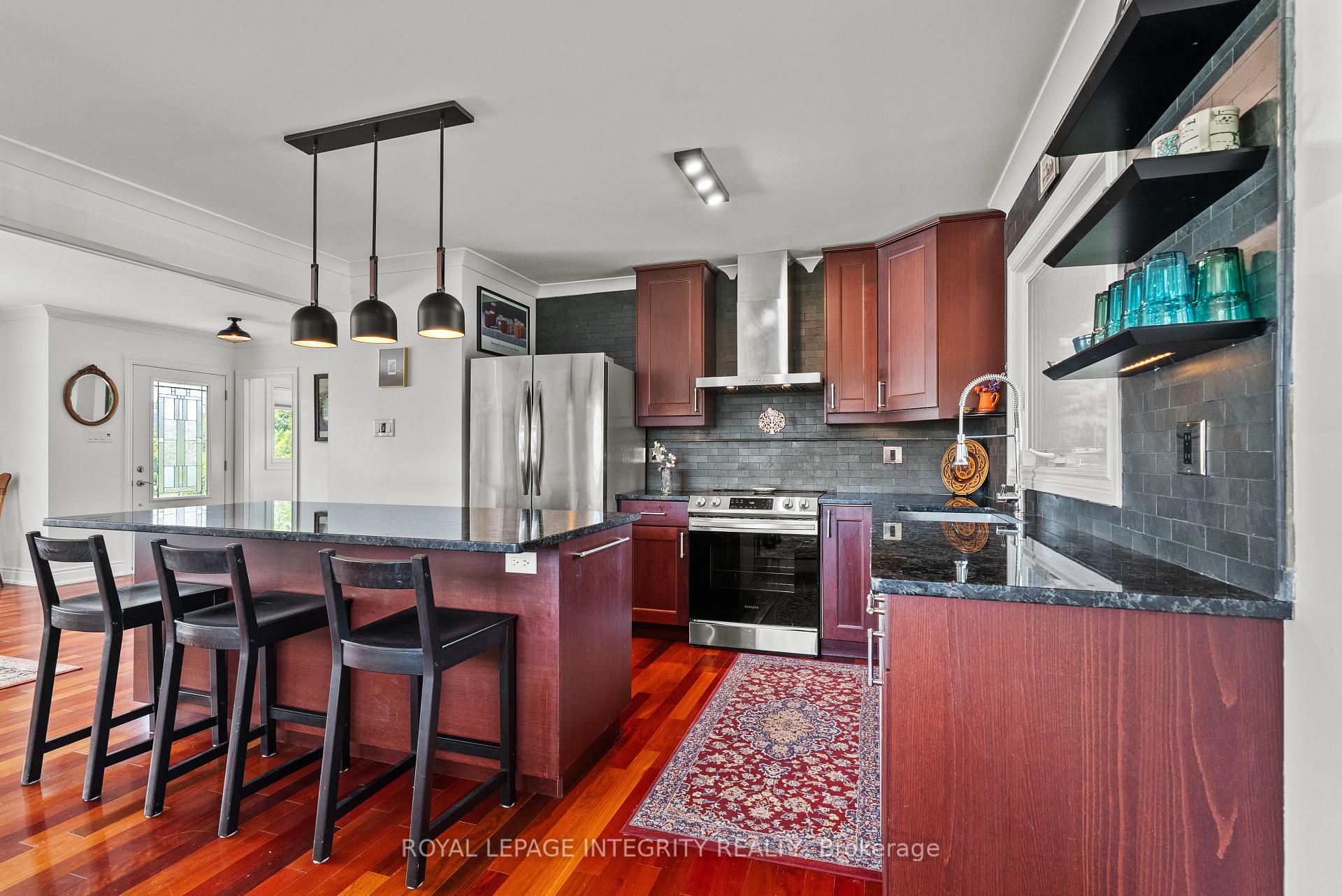 Photo 15 of 2461 Alta Vista Drive, Ottawa, Alta Vista — HOMEH
