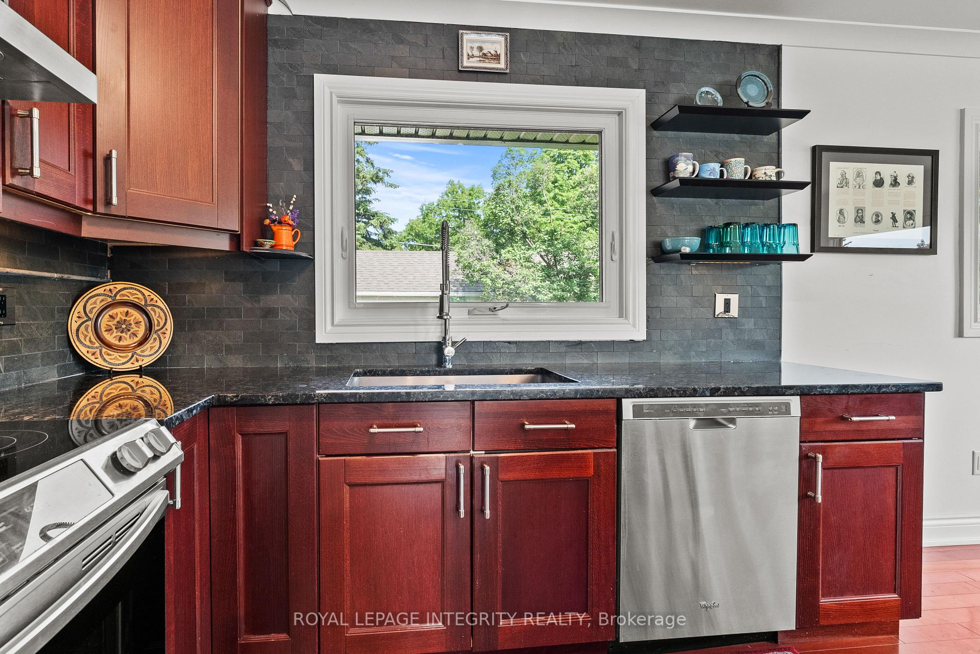 Photo 16 of 2461 Alta Vista Drive, Ottawa, Alta Vista — HOMEH
