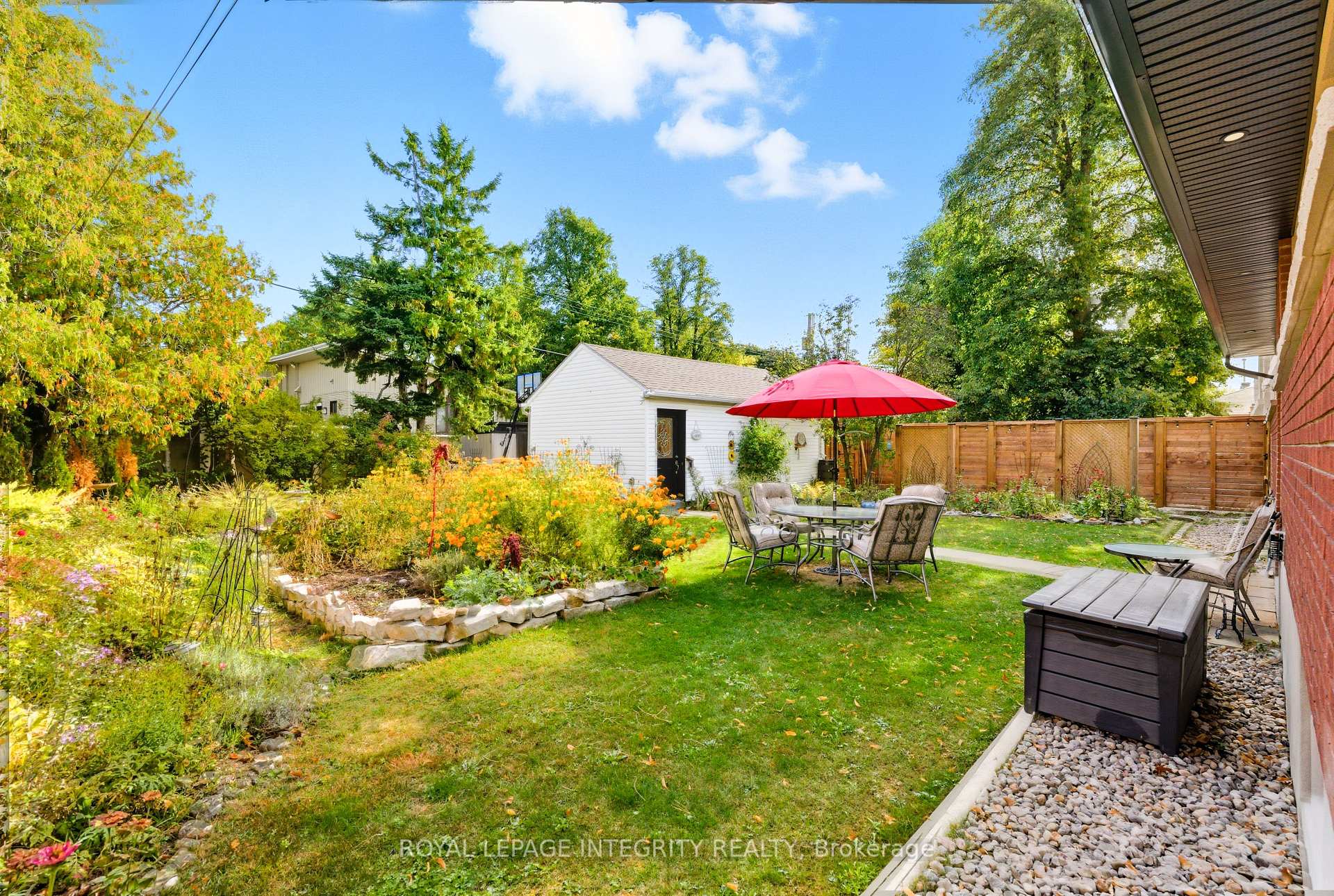 Photo 37 of 2461 Alta Vista Drive, Ottawa, Alta Vista — HOMEH