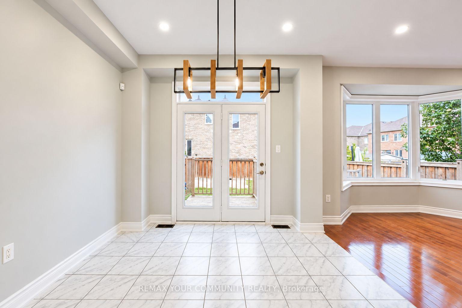 Photo 30 of 131 Killington Avenue, Vaughan, Kleinburg — HOMEH