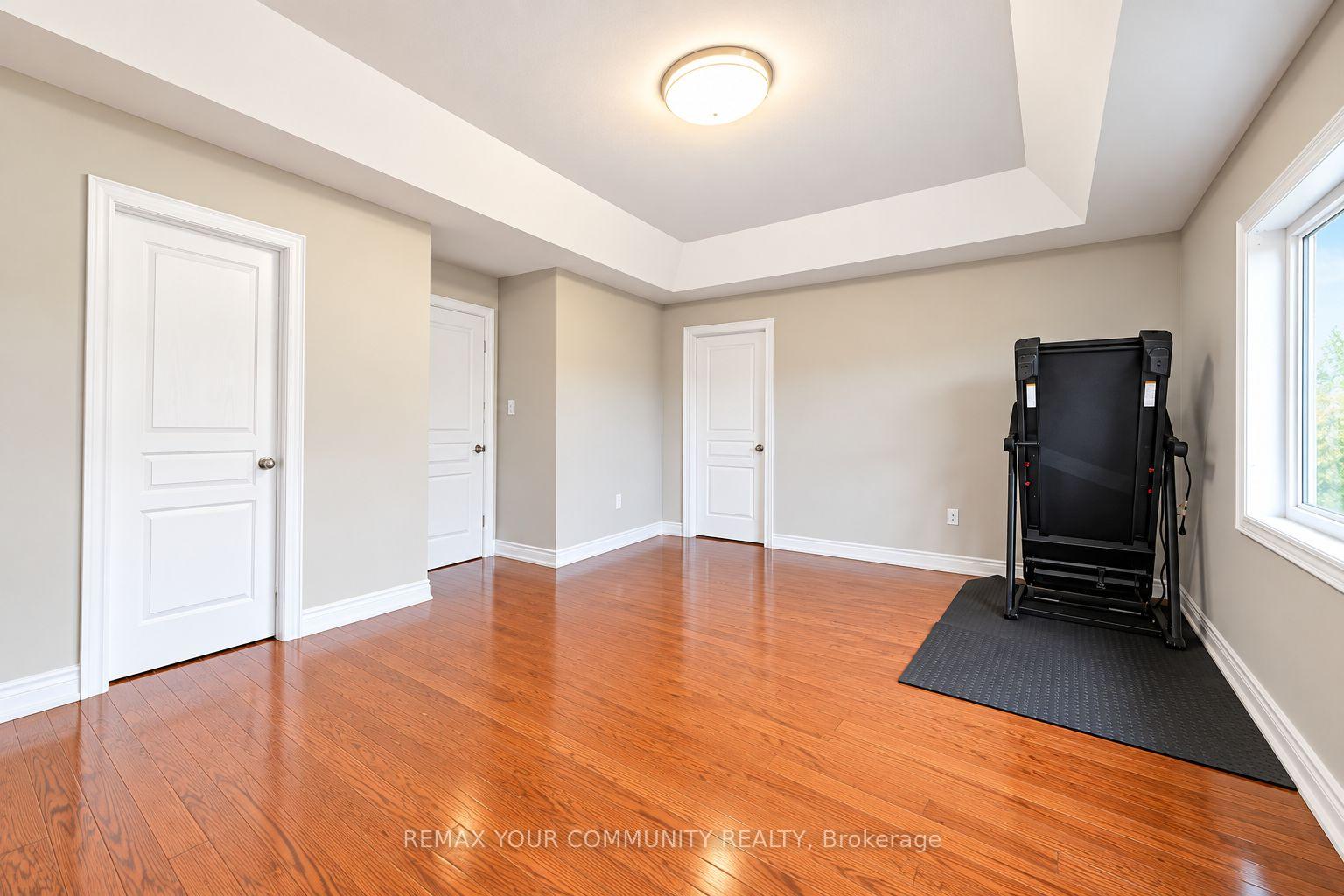 Photo 43 of 131 Killington Avenue, Vaughan, Kleinburg — HOMEH