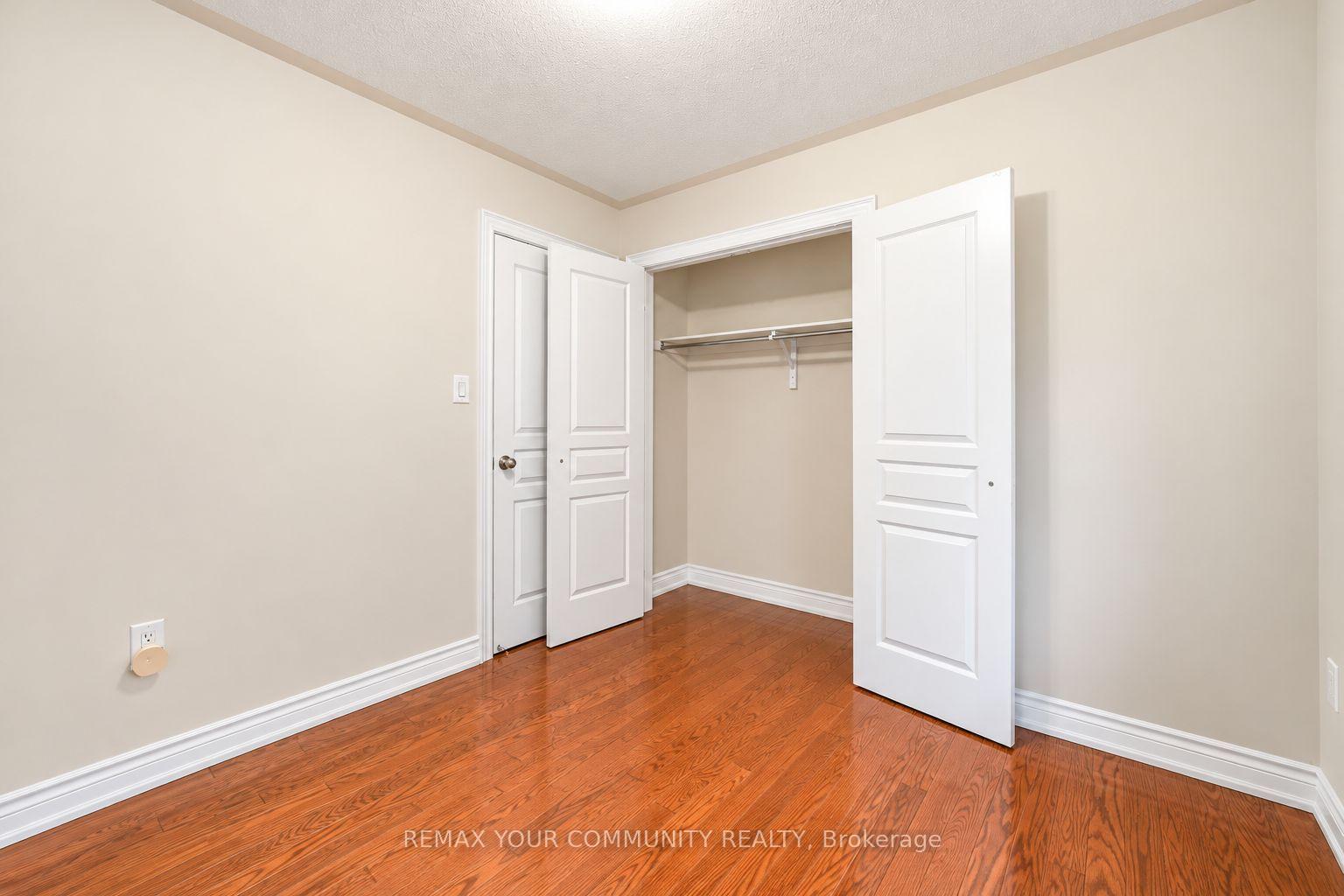 Photo 70 of 131 Killington Avenue, Vaughan, Kleinburg — HOMEH