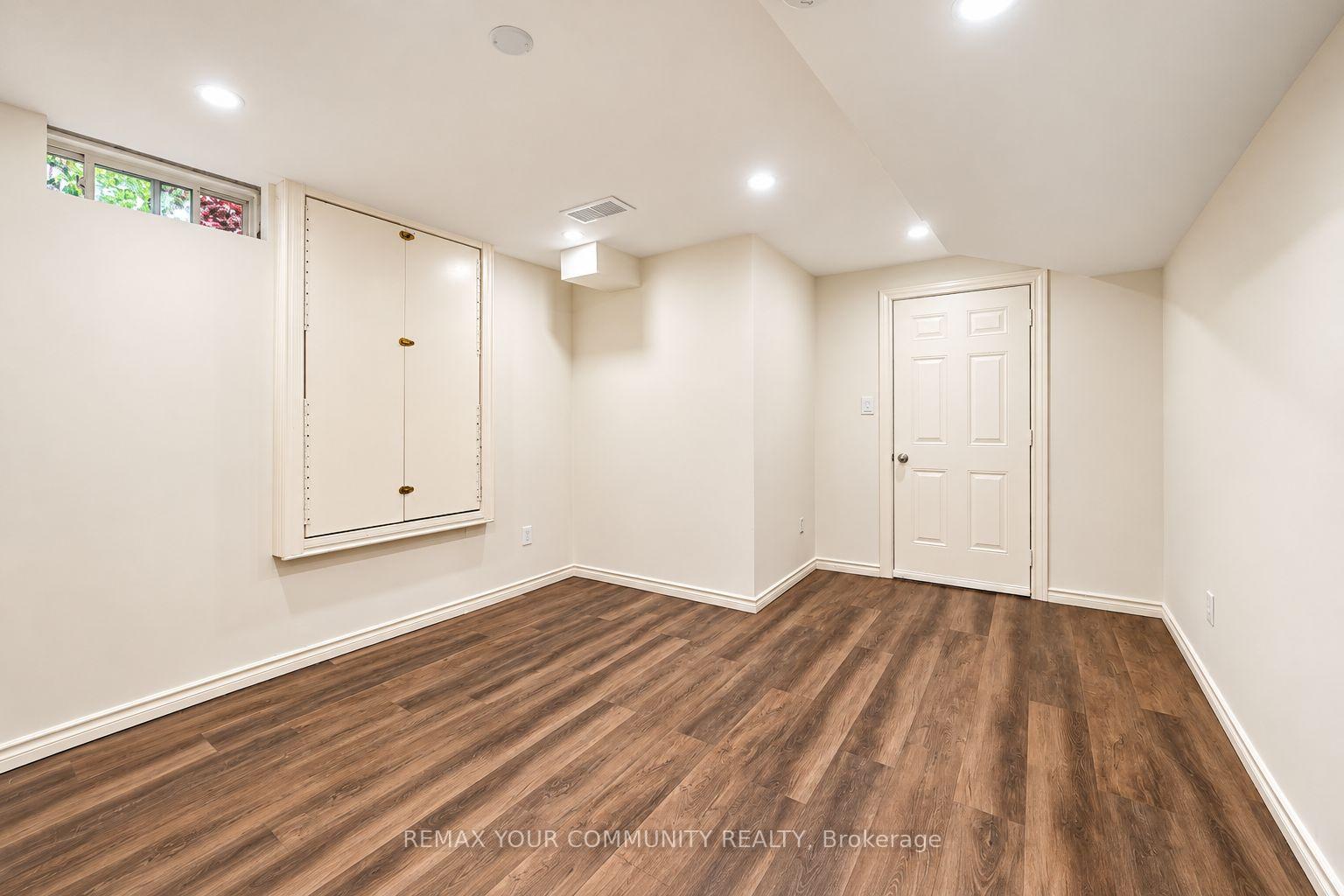 Photo 84 of 131 Killington Avenue, Vaughan, Kleinburg — HOMEH
