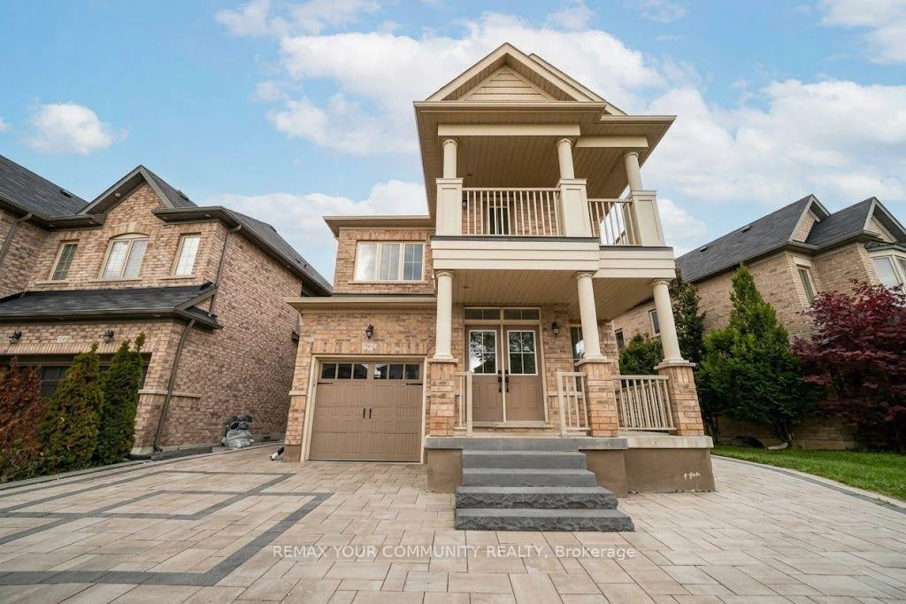 Photo 2 of 131 Killington Avenue, Vaughan, Kleinburg — HOMEH