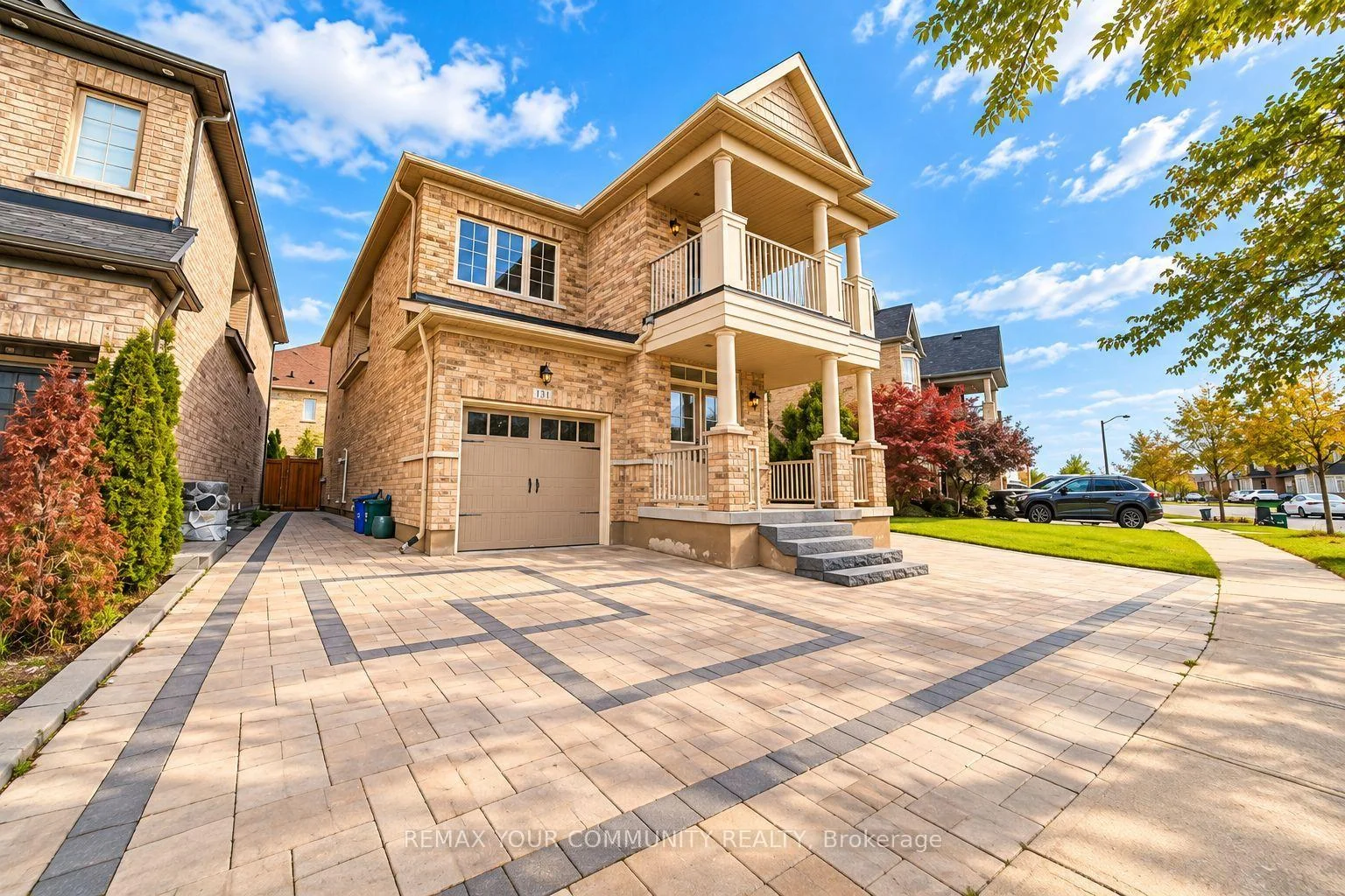 Photo 8 of 131 Killington Avenue, Vaughan, Kleinburg — HOMEH