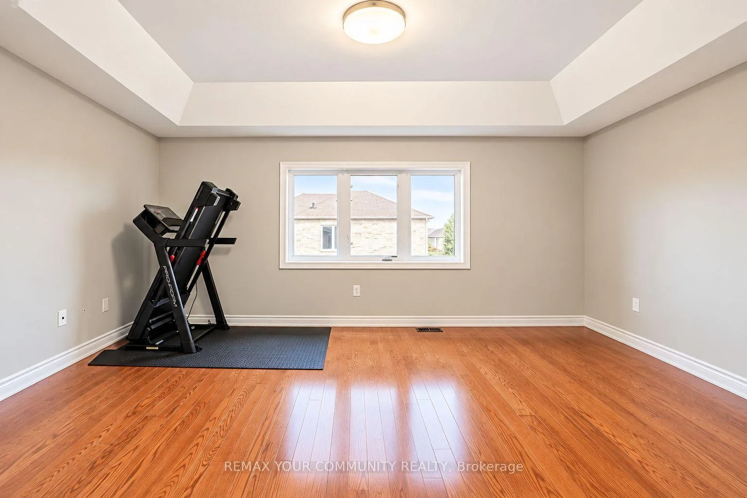 Photo 28 of 131 Killington Avenue, Vaughan, Kleinburg — HOMEH