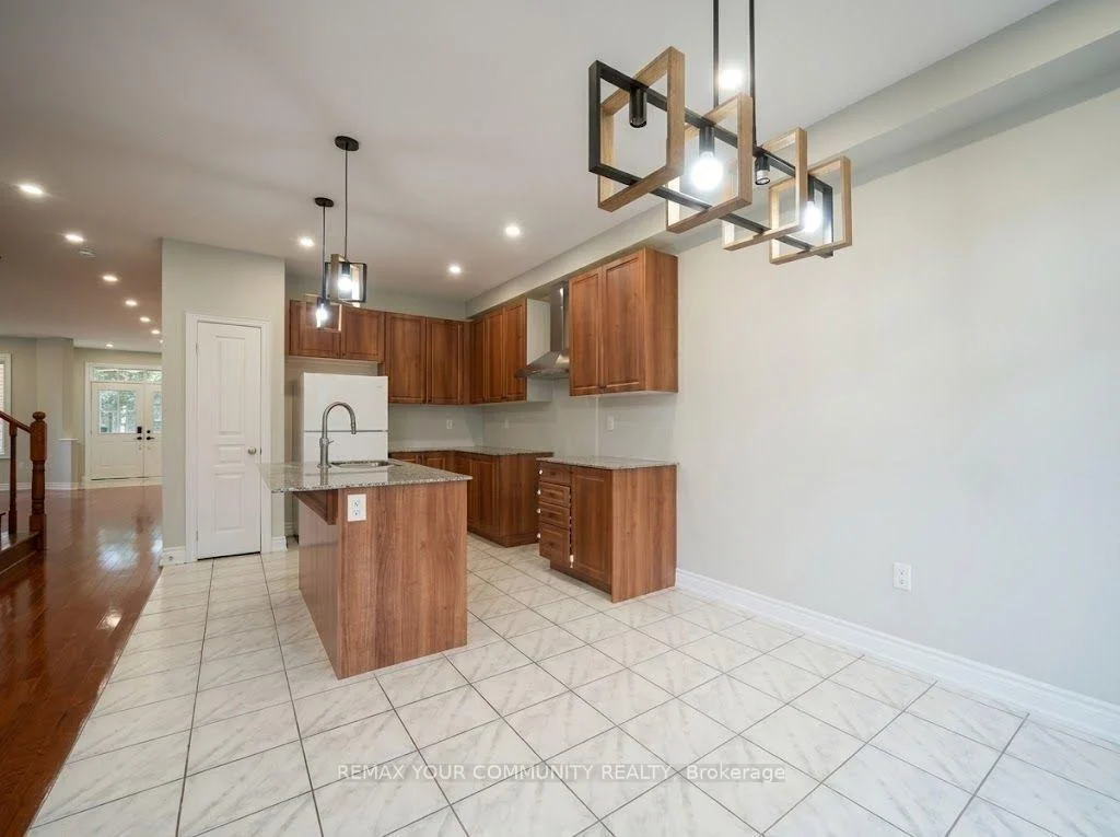 Photo 42 of 131 Killington Avenue, Vaughan, Kleinburg — HOMEH