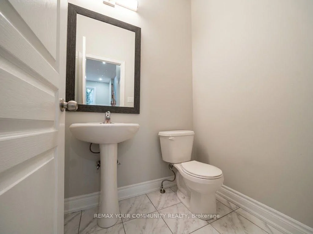 Photo 48 of 131 Killington Avenue, Vaughan, Kleinburg — HOMEH
