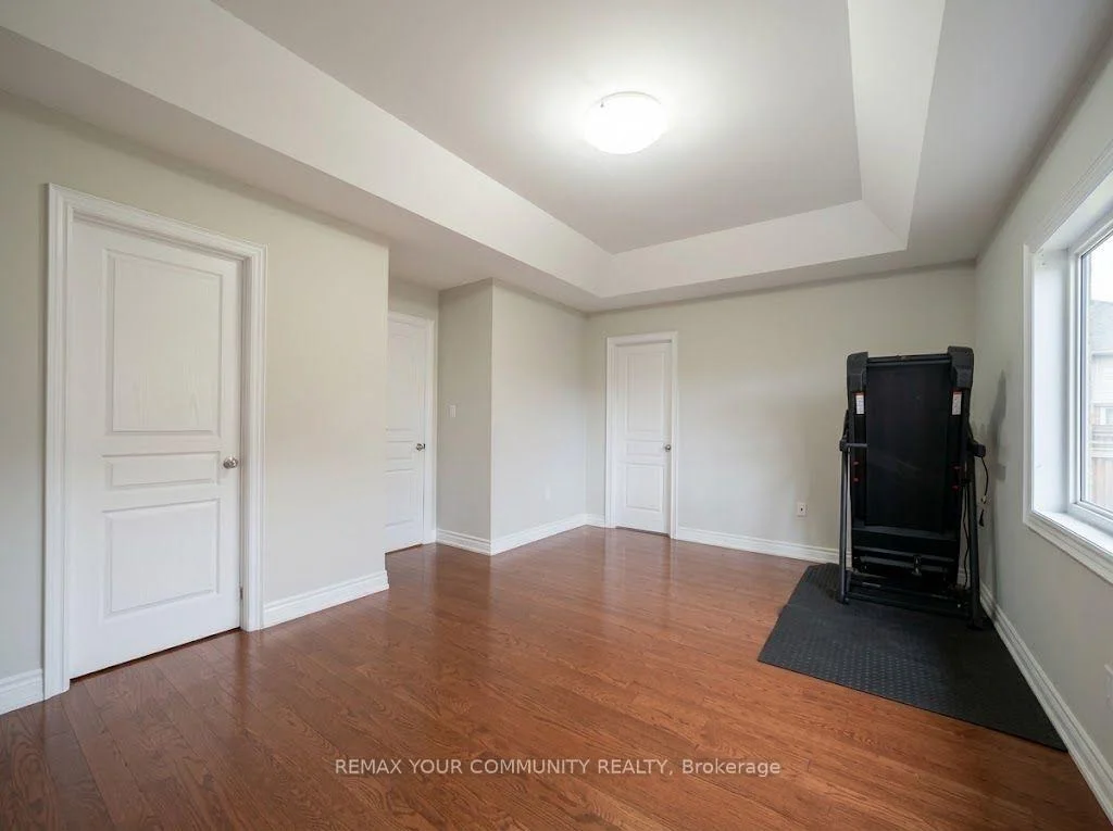 Photo 54 of 131 Killington Avenue, Vaughan, Kleinburg — HOMEH