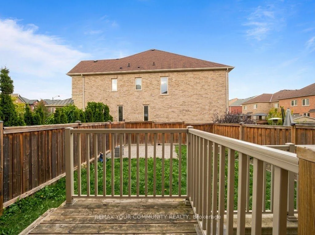 Photo 98 of 131 Killington Avenue, Vaughan, Kleinburg — HOMEH