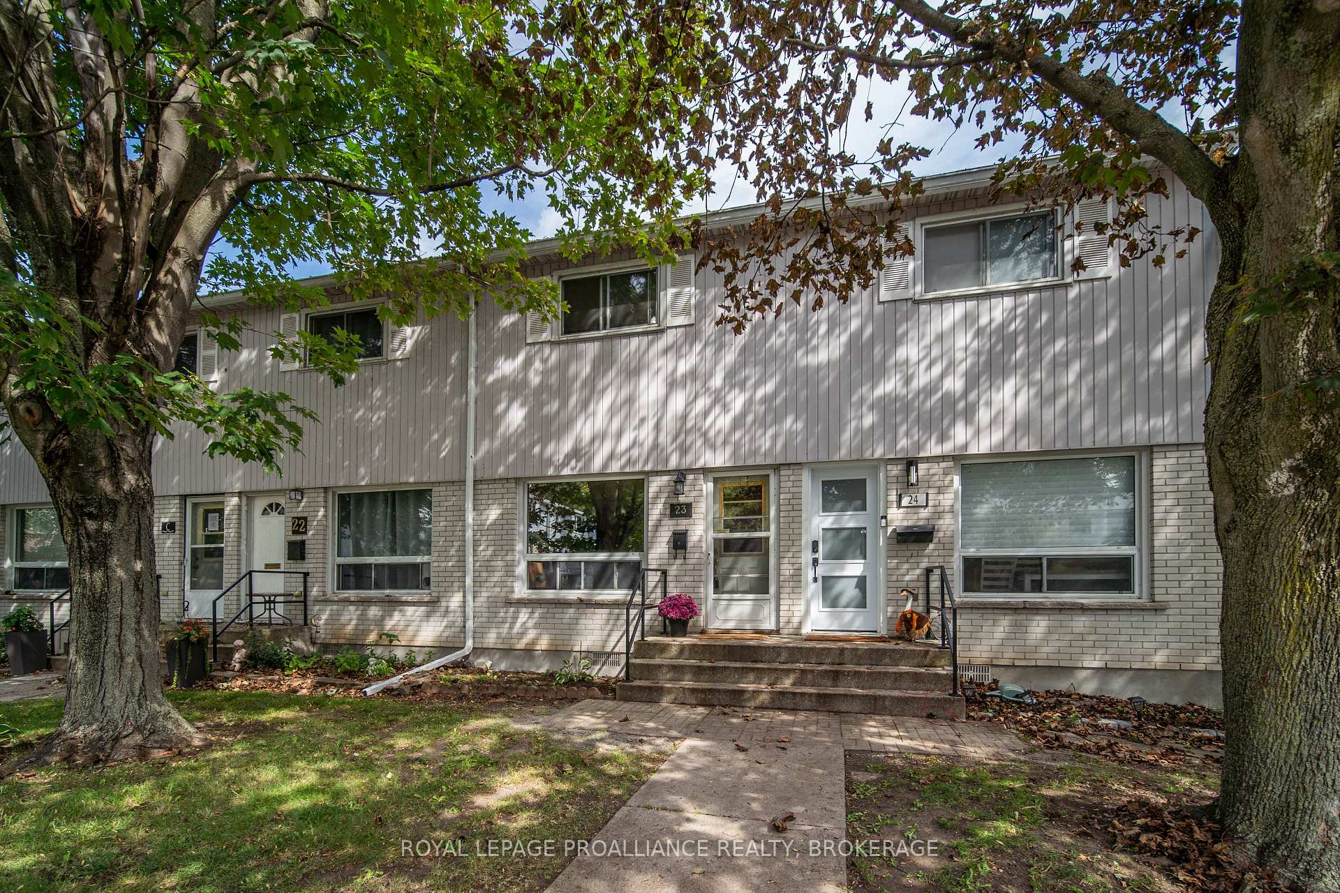 Photo 2 of Unit 23, 4427 Bath Road, Loyalist, Amherstview — HOMEH