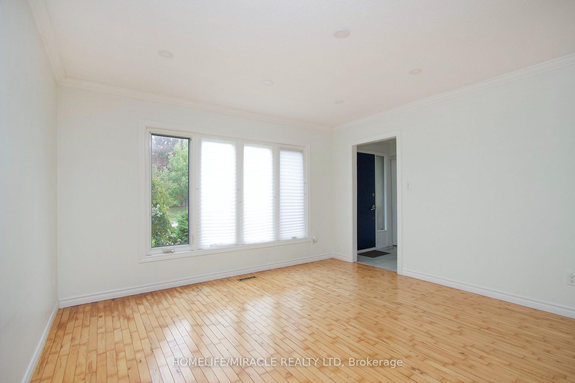 Photo 5 of 14 Pilkington Crescent, Whitby, Pringle Creek — HOMEH