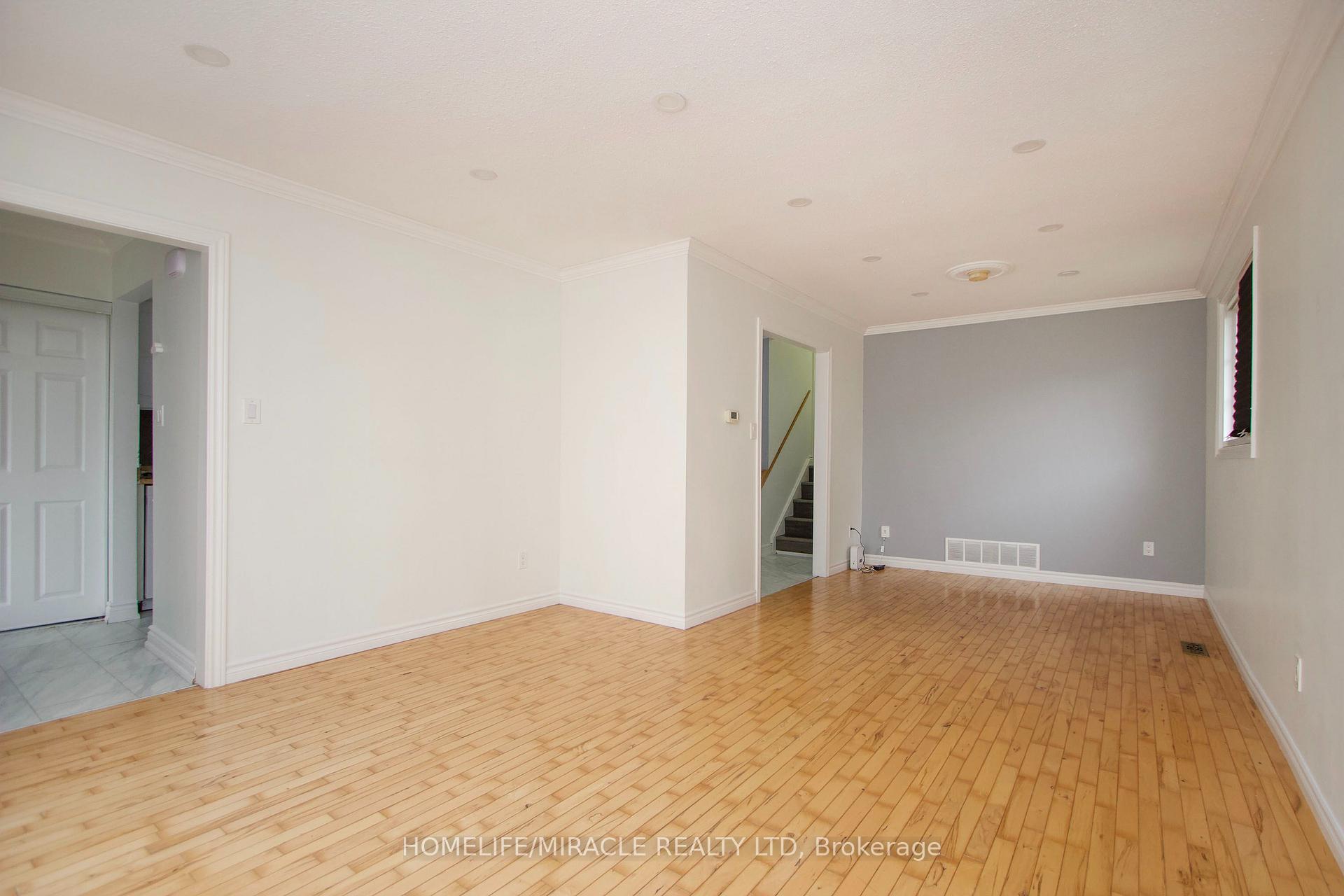 Photo 6 of 14 Pilkington Crescent, Whitby, Pringle Creek — HOMEH