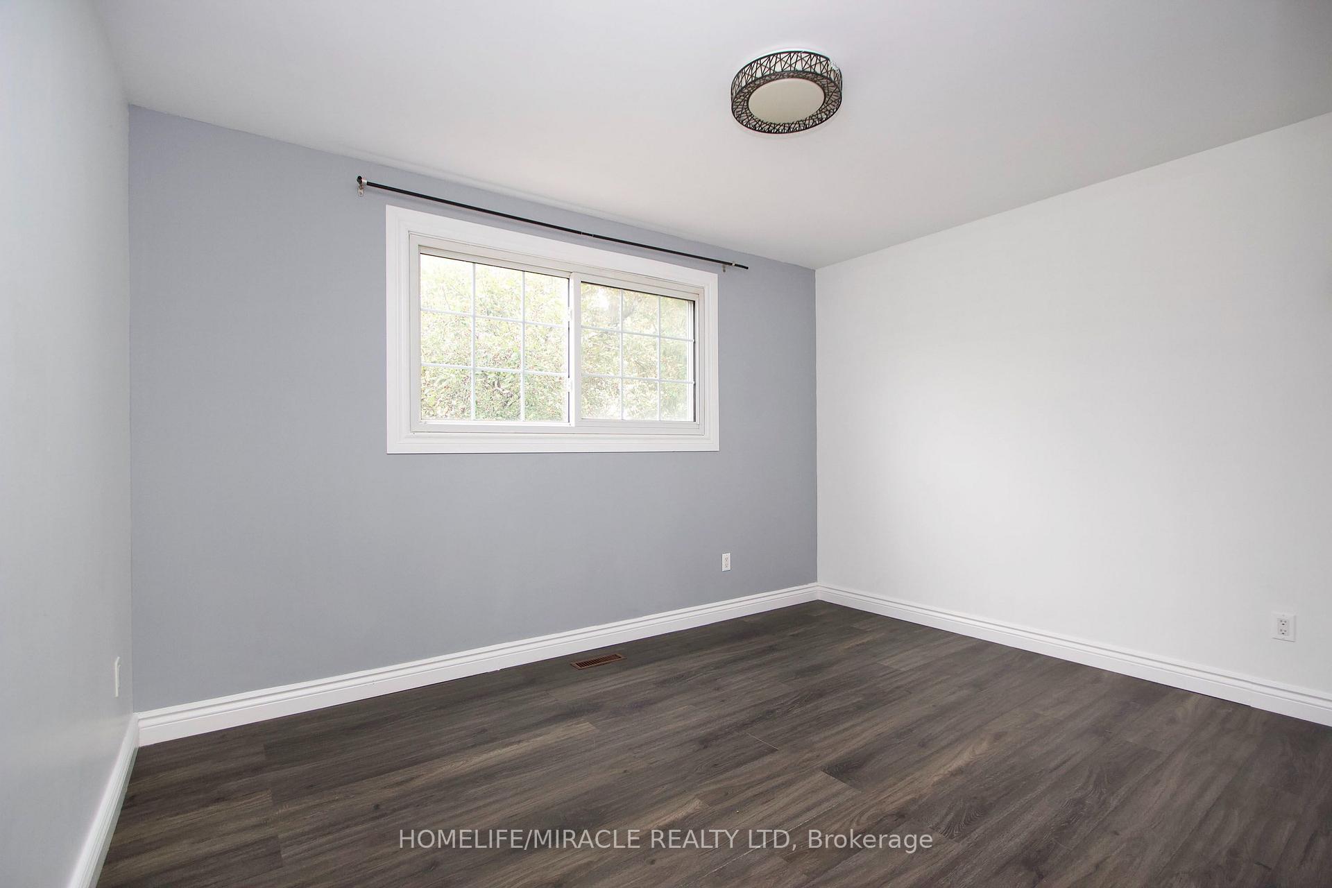 Photo 12 of 14 Pilkington Crescent, Whitby, Pringle Creek — HOMEH