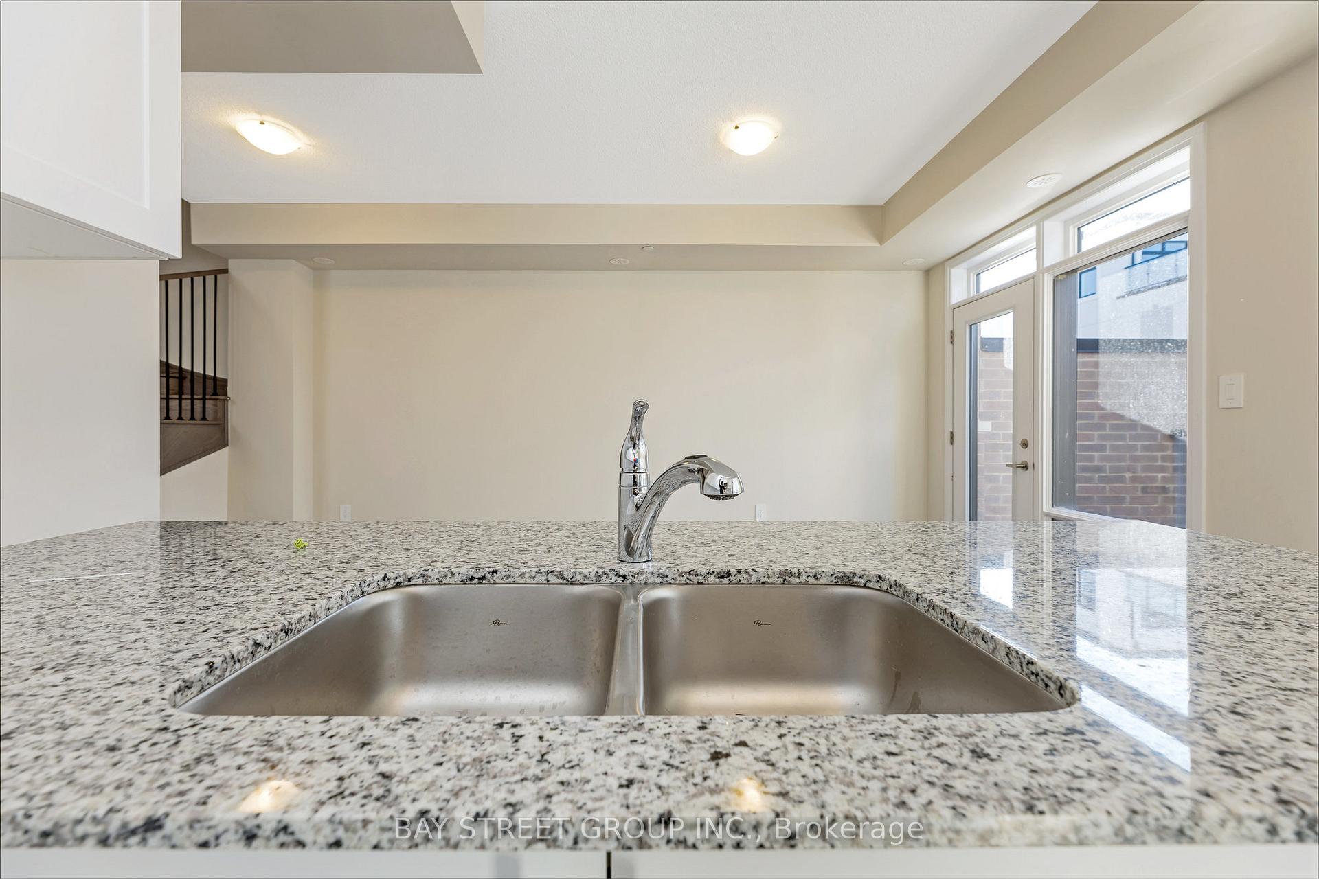 Photo 7 of Unit 111, 1573 Rose Way, Milton, Cobban — HOMEH