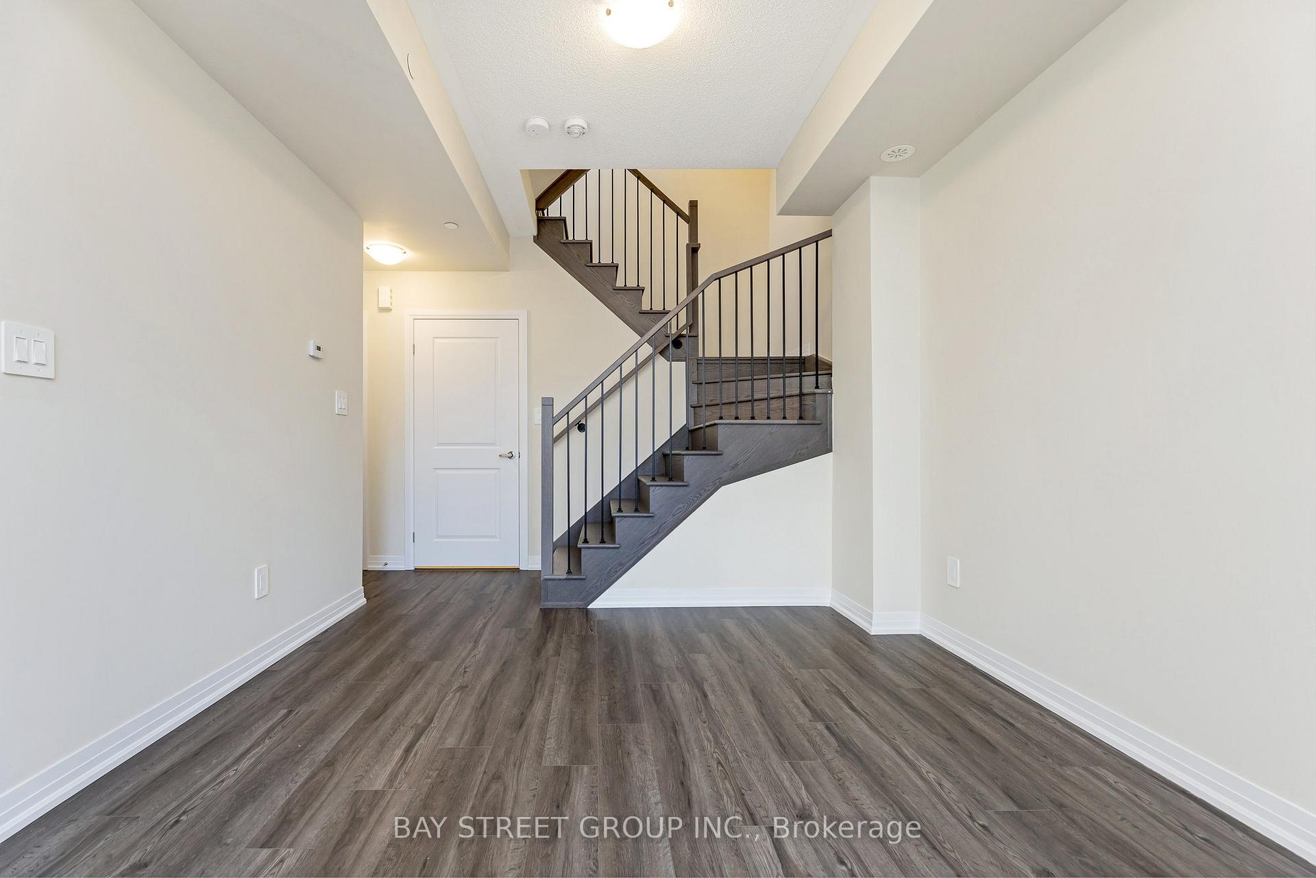 Photo 13 of Unit 111, 1573 Rose Way, Milton, Cobban — HOMEH