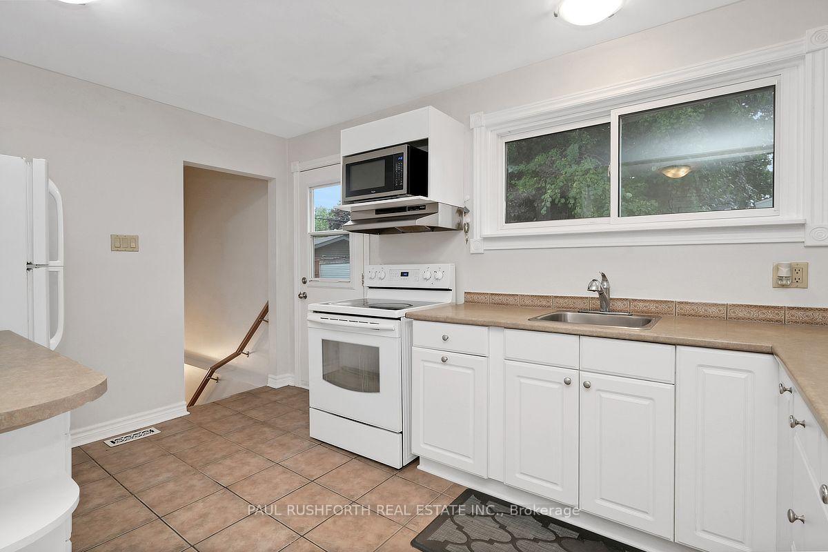 Photo 5 of 62 Ashburn Drive, Ottawa, Borden Farm/Stewart Farm/Carleton Heights/Parkwood Hills — HOMEH