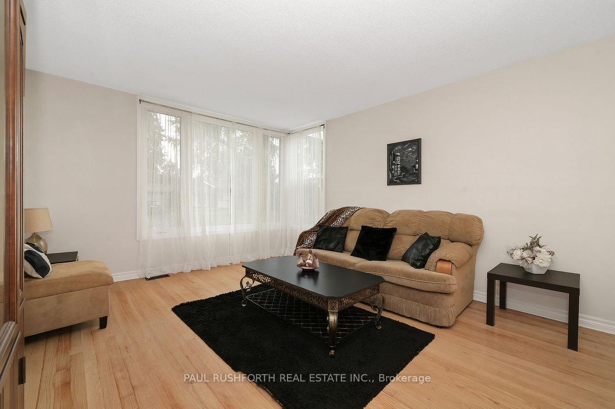 Photo 10 of 62 Ashburn Drive, Ottawa, Borden Farm/Stewart Farm/Carleton Heights/Parkwood Hills — HOMEH
