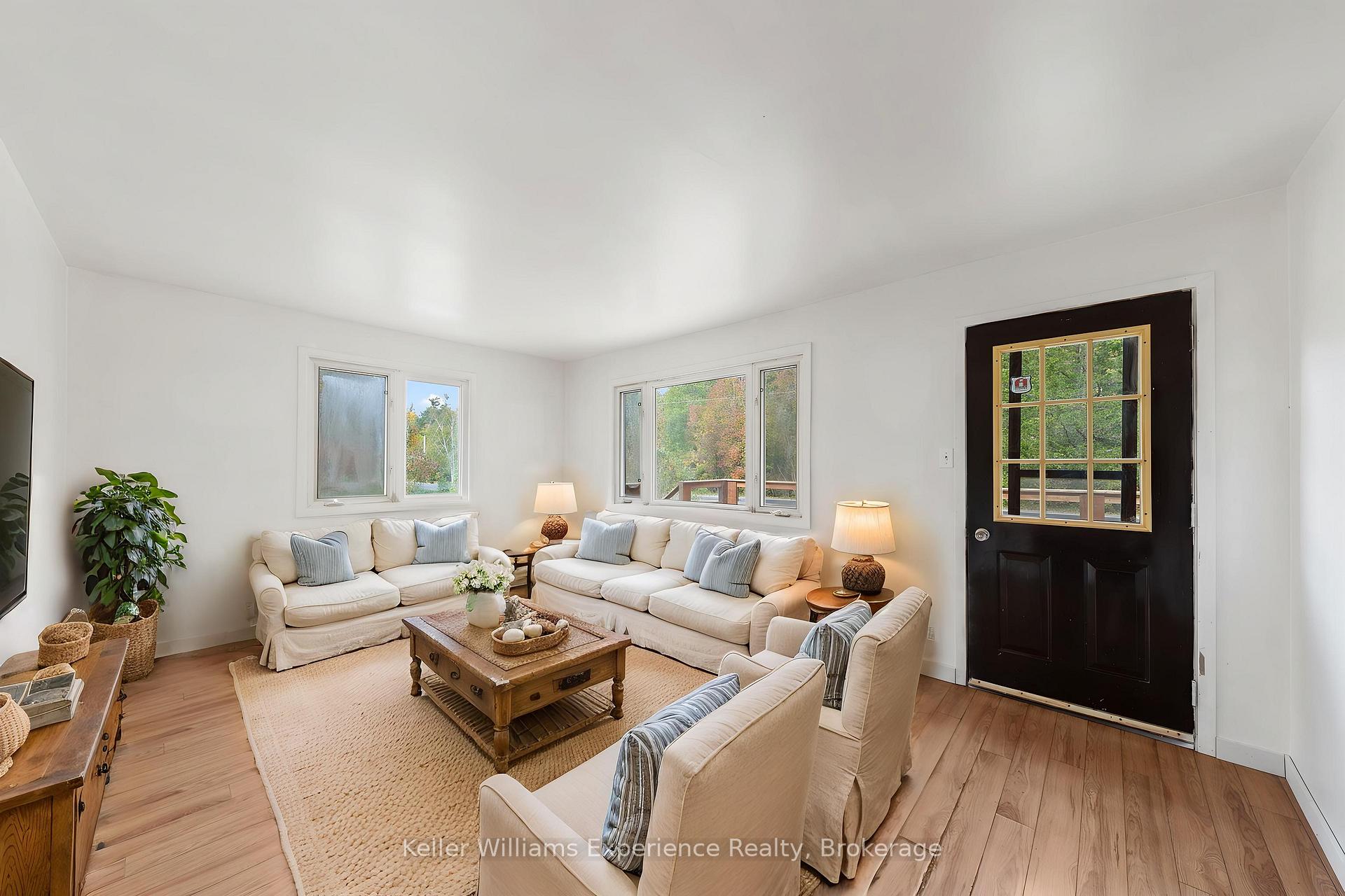 Photo 8 of 597 Rue Lafontaine Road E, Tiny, Rural Tiny — HOMEH