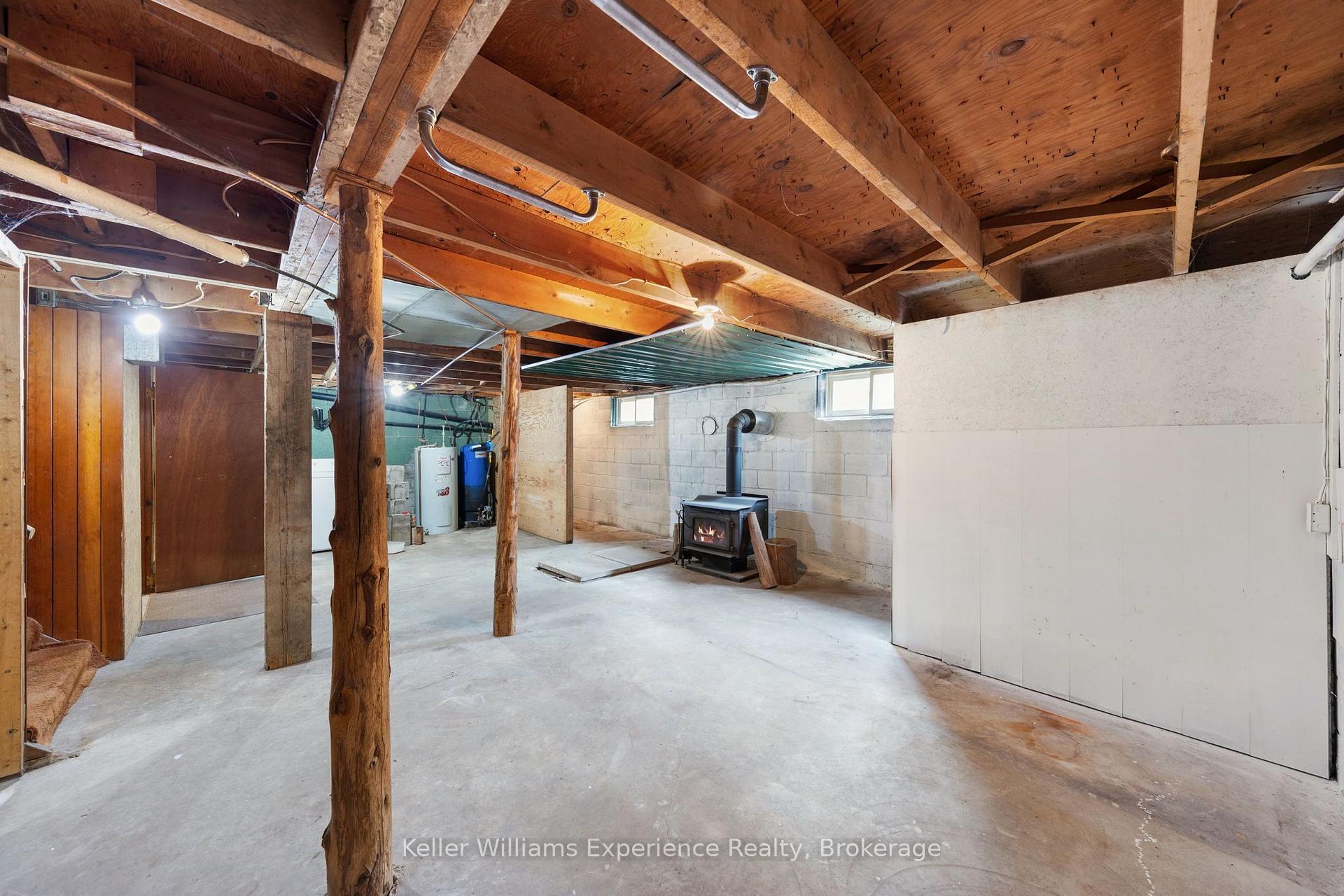 Photo 15 of 597 Rue Lafontaine Road E, Tiny, Rural Tiny — HOMEH
