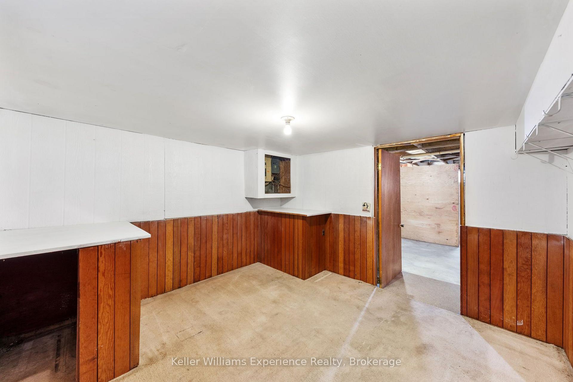 Photo 16 of 597 Rue Lafontaine Road E, Tiny, Rural Tiny — HOMEH