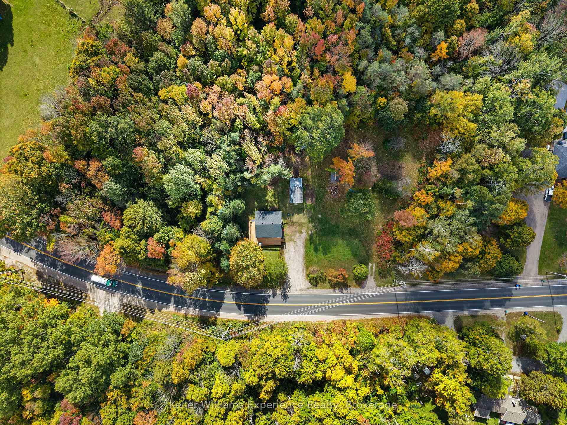 Photo 23 of 597 Rue Lafontaine Road E, Tiny, Rural Tiny — HOMEH