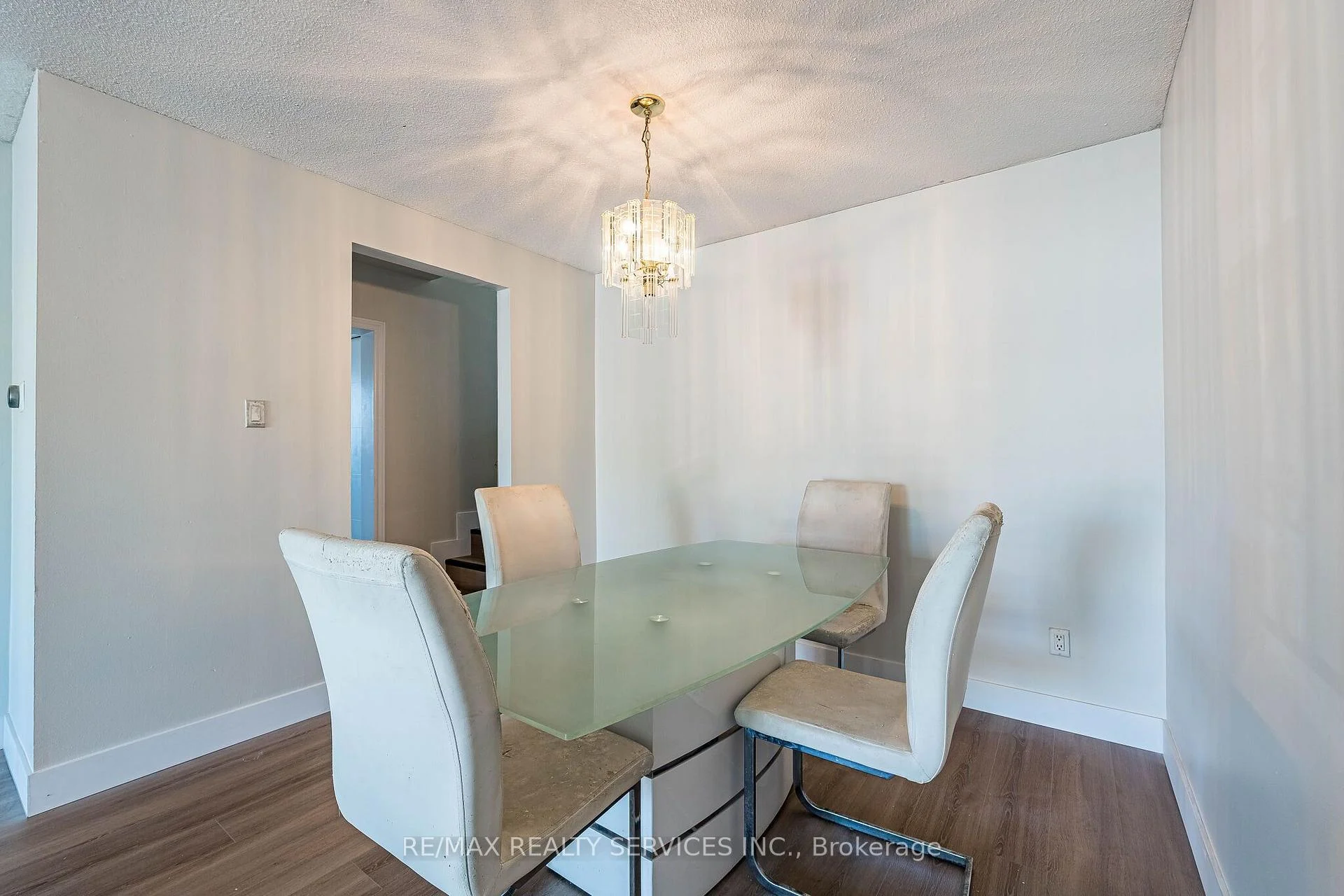 Photo 13 of 112 Bruce Beer Drive, Brampton, Madoc — HOMEH