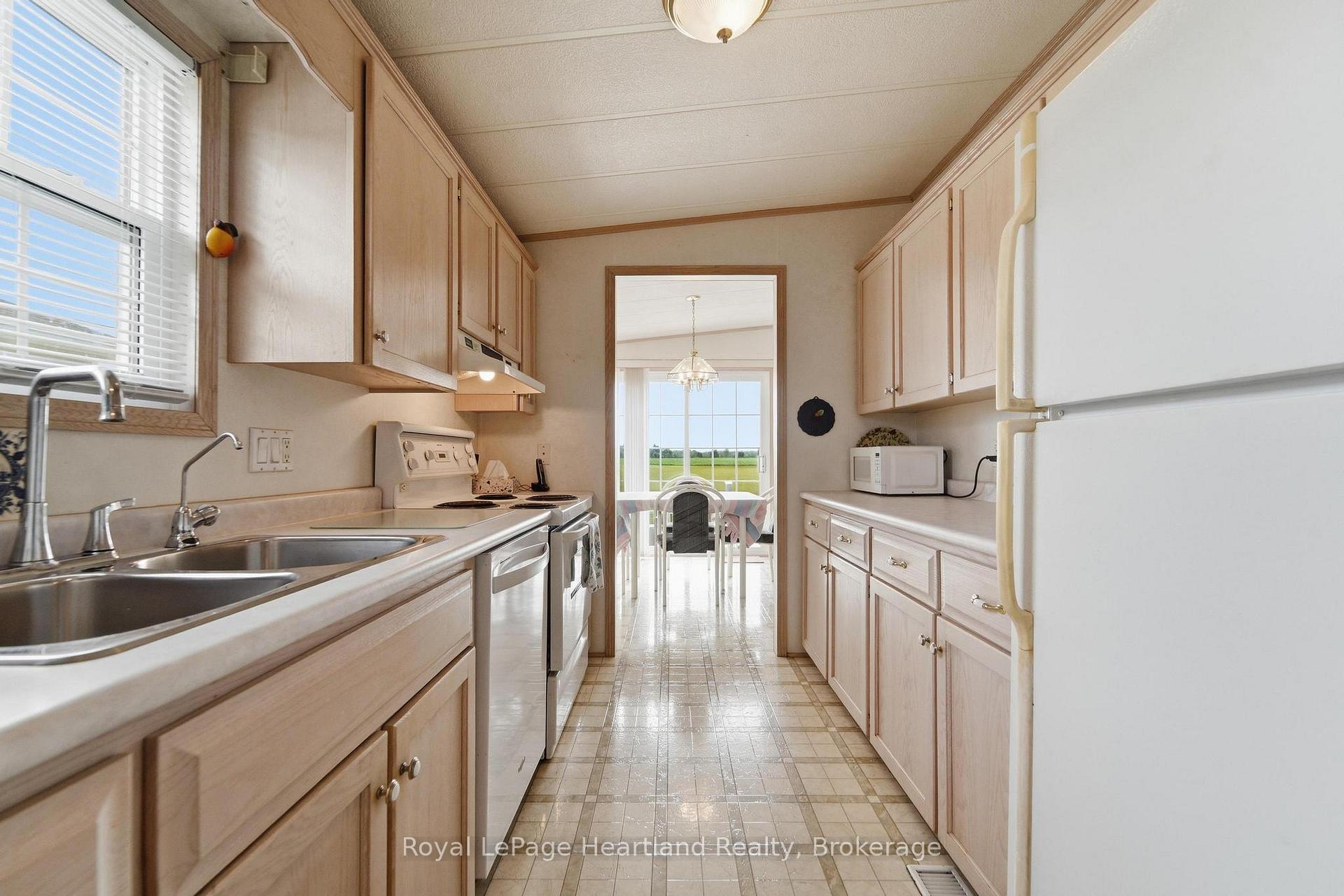 Photo 15 of 40 Algonquin Lane, Ashfield-Colborne-Wawanosh, Colborne — HOMEH