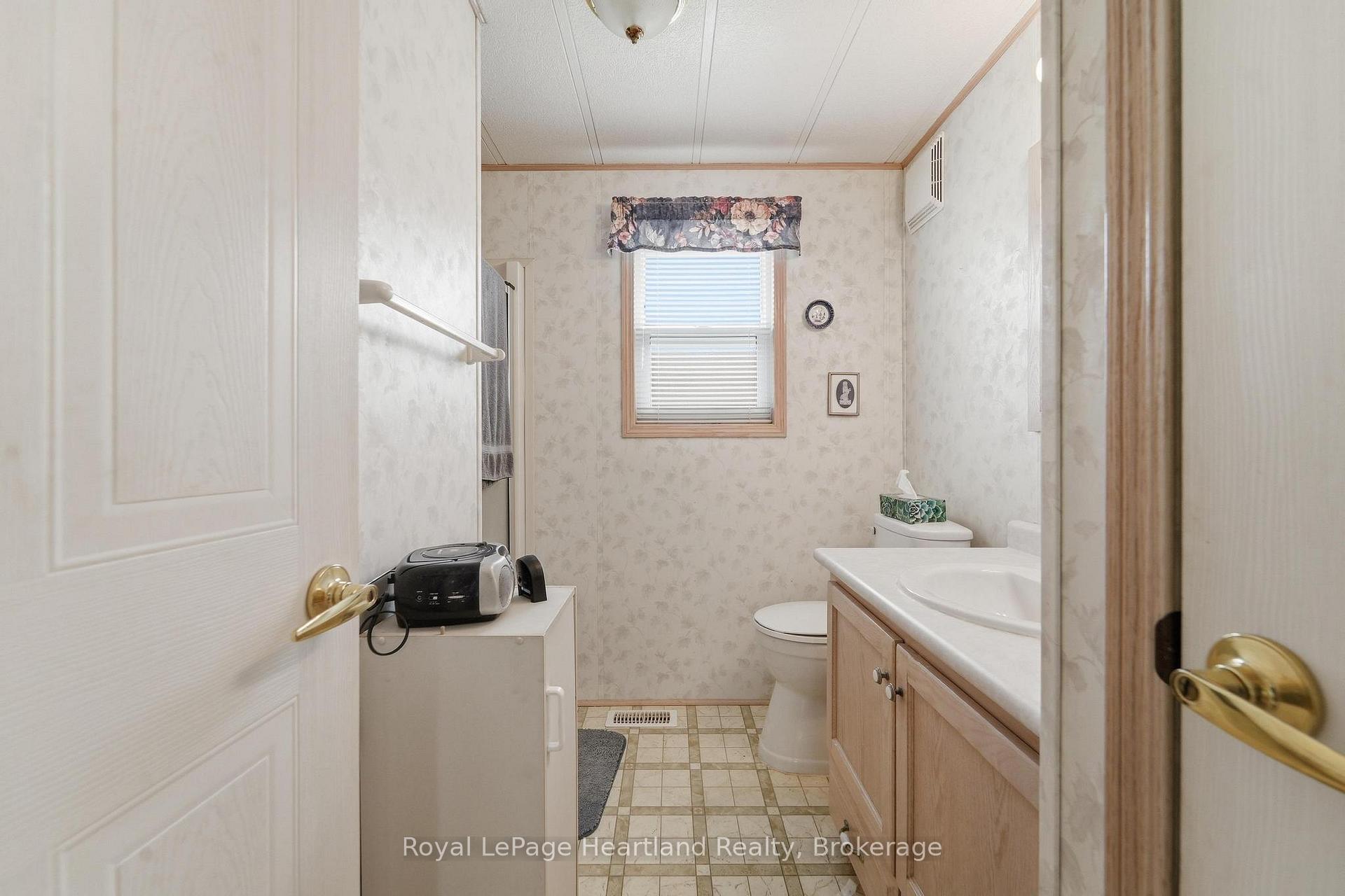 Photo 24 of 40 Algonquin Lane, Ashfield-Colborne-Wawanosh, Colborne — HOMEH