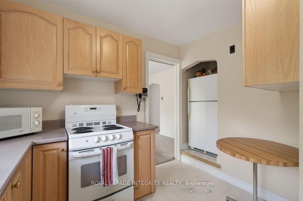 Photo 11 of 1442 Cavendish Road, Ottawa, Applewood Acres — HOMEH