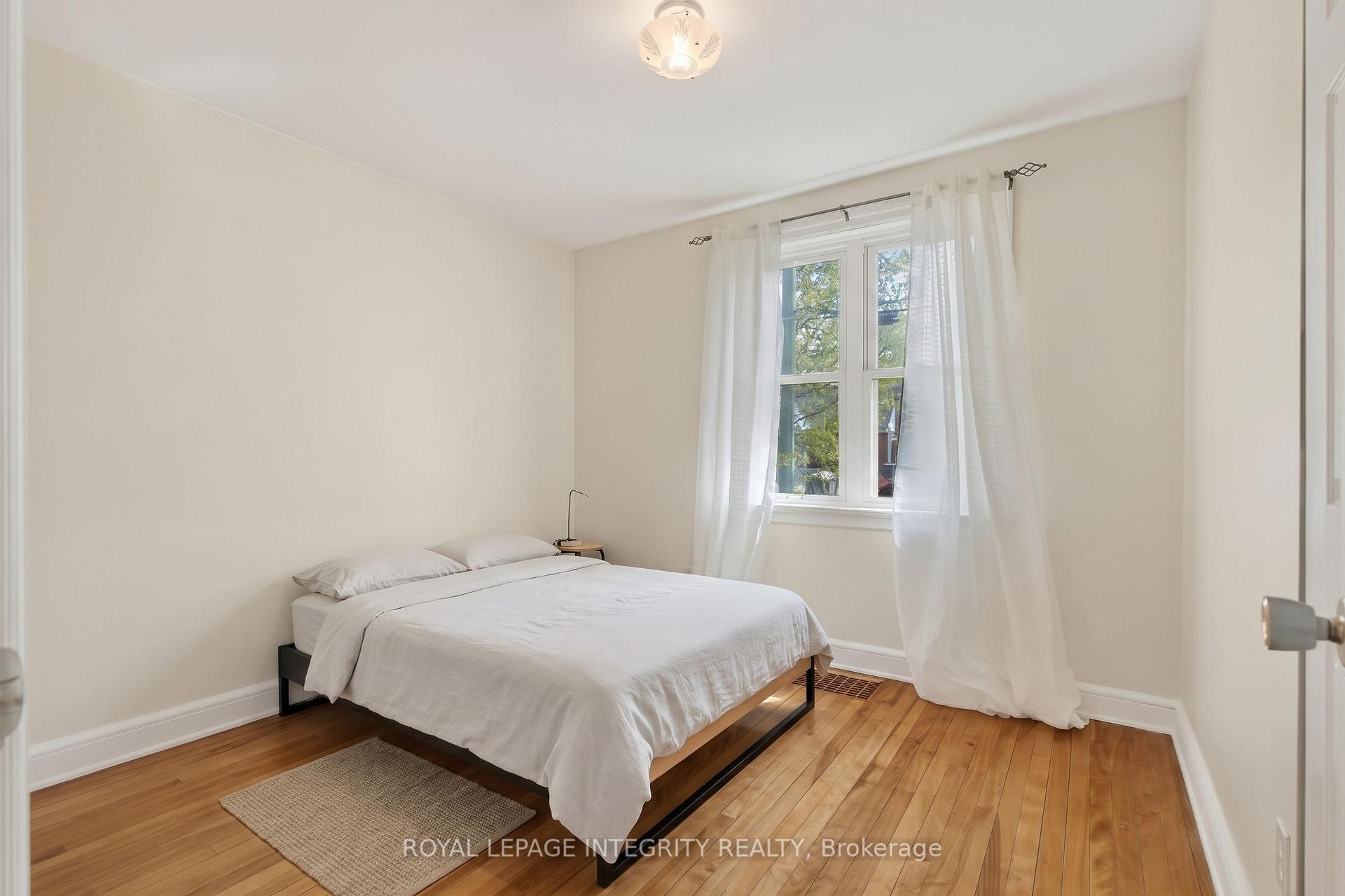 Photo 17 of 1442 Cavendish Road, Ottawa, Applewood Acres — HOMEH