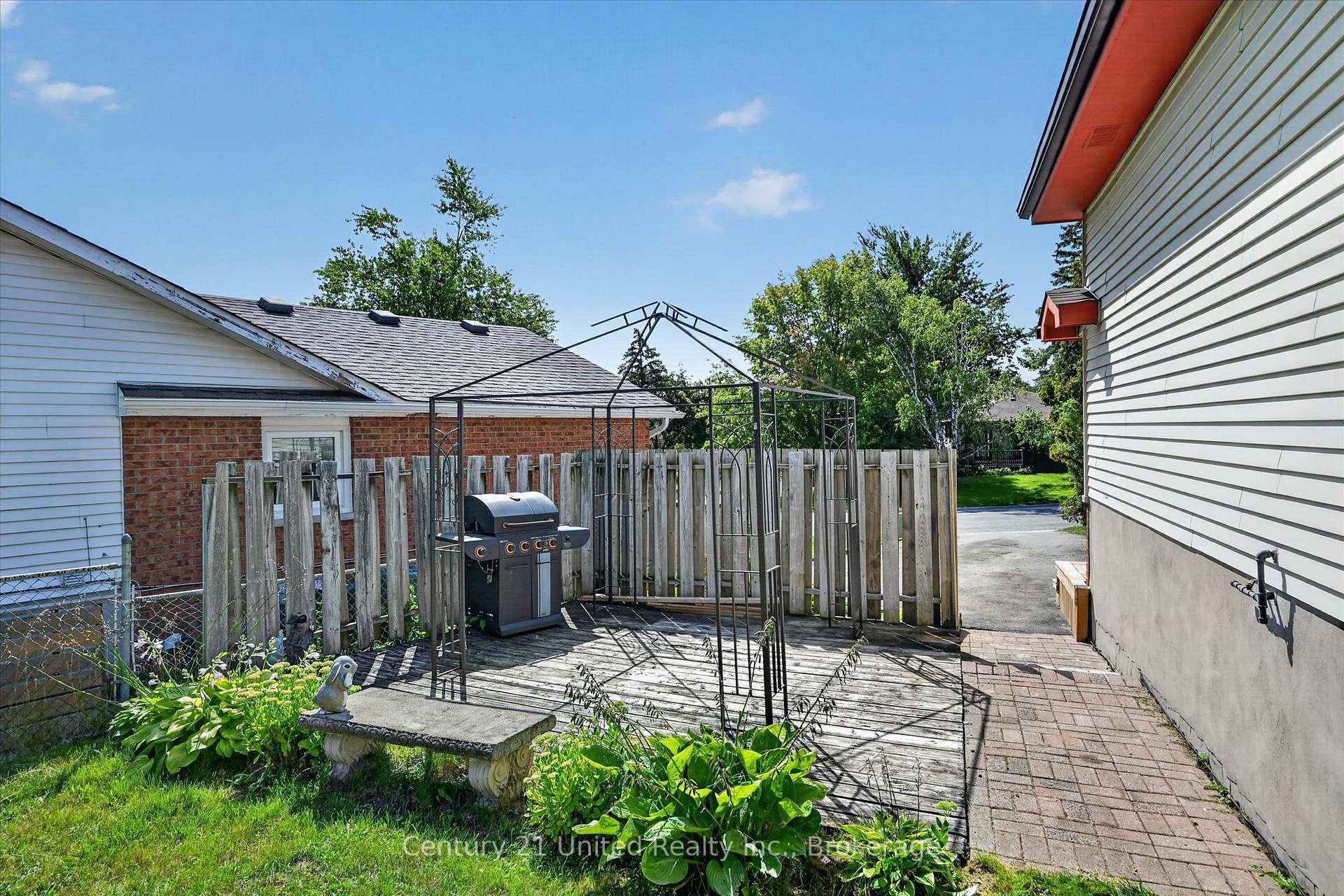 Photo 40 of 2110 Springwood Road, Peterborough, Monaghan Ward 2 — HOMEH