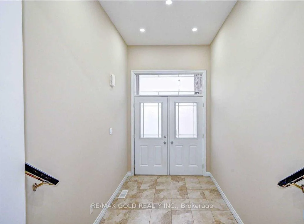 Photo 4 of 400 Wild Calla Street, Waterloo, Columbia Forest/Clair Hills — HOMEH
